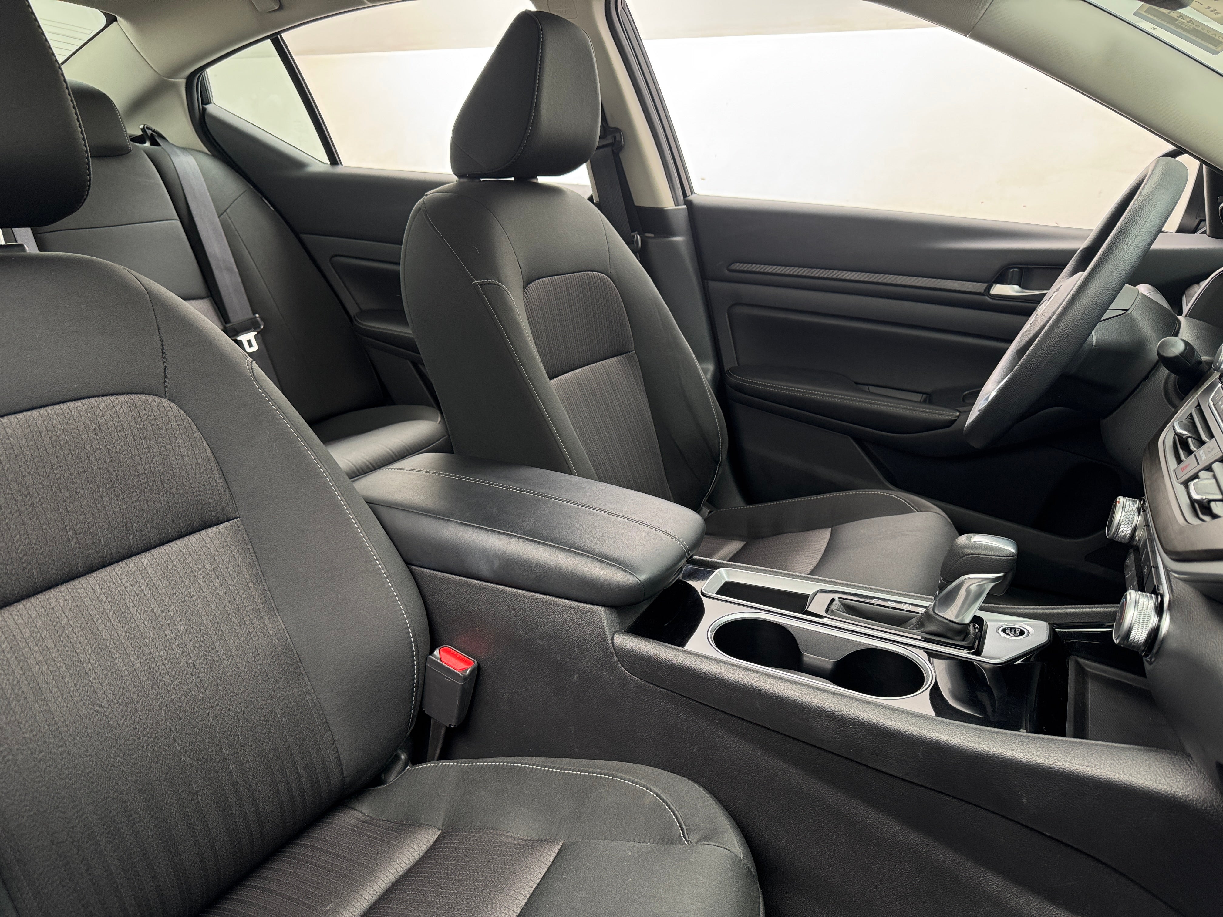 2024 Nissan Altima SV 2