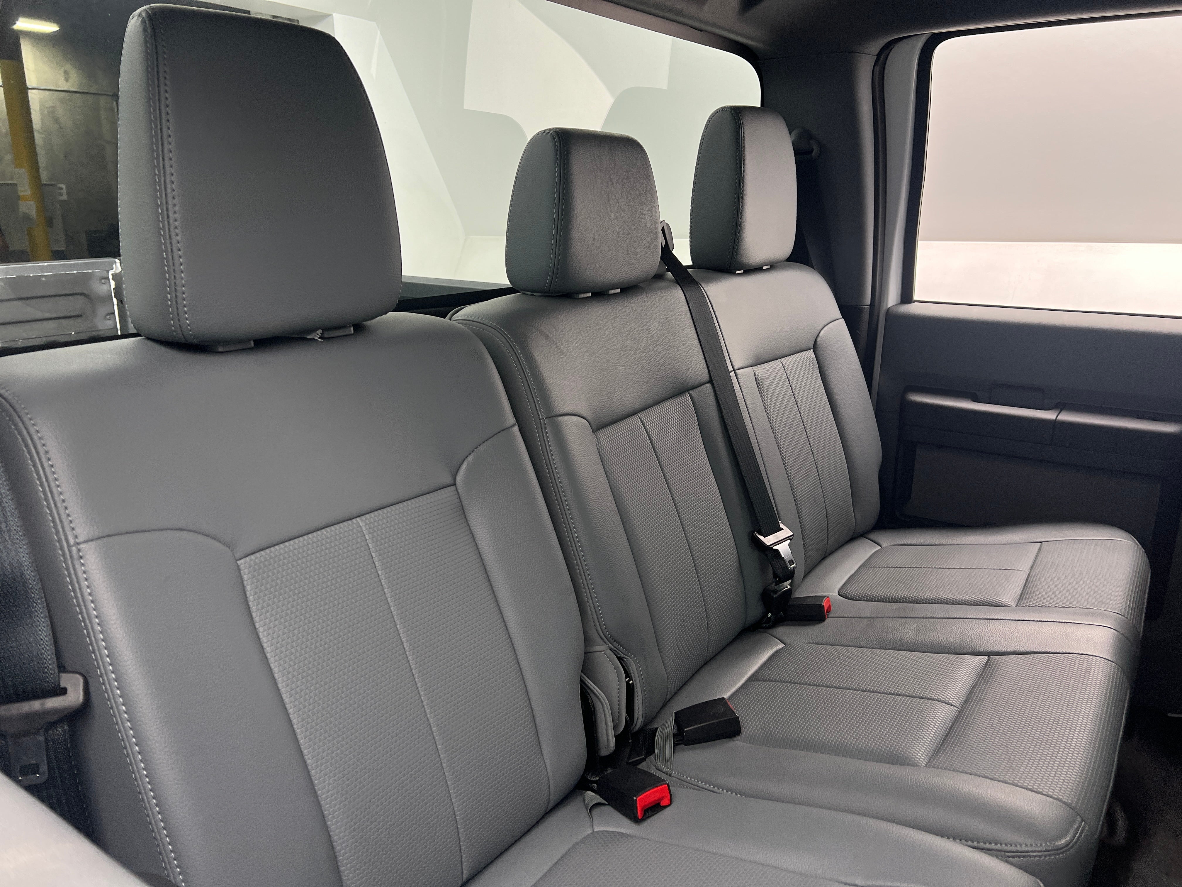 2016 Ford Econoline E-250 5