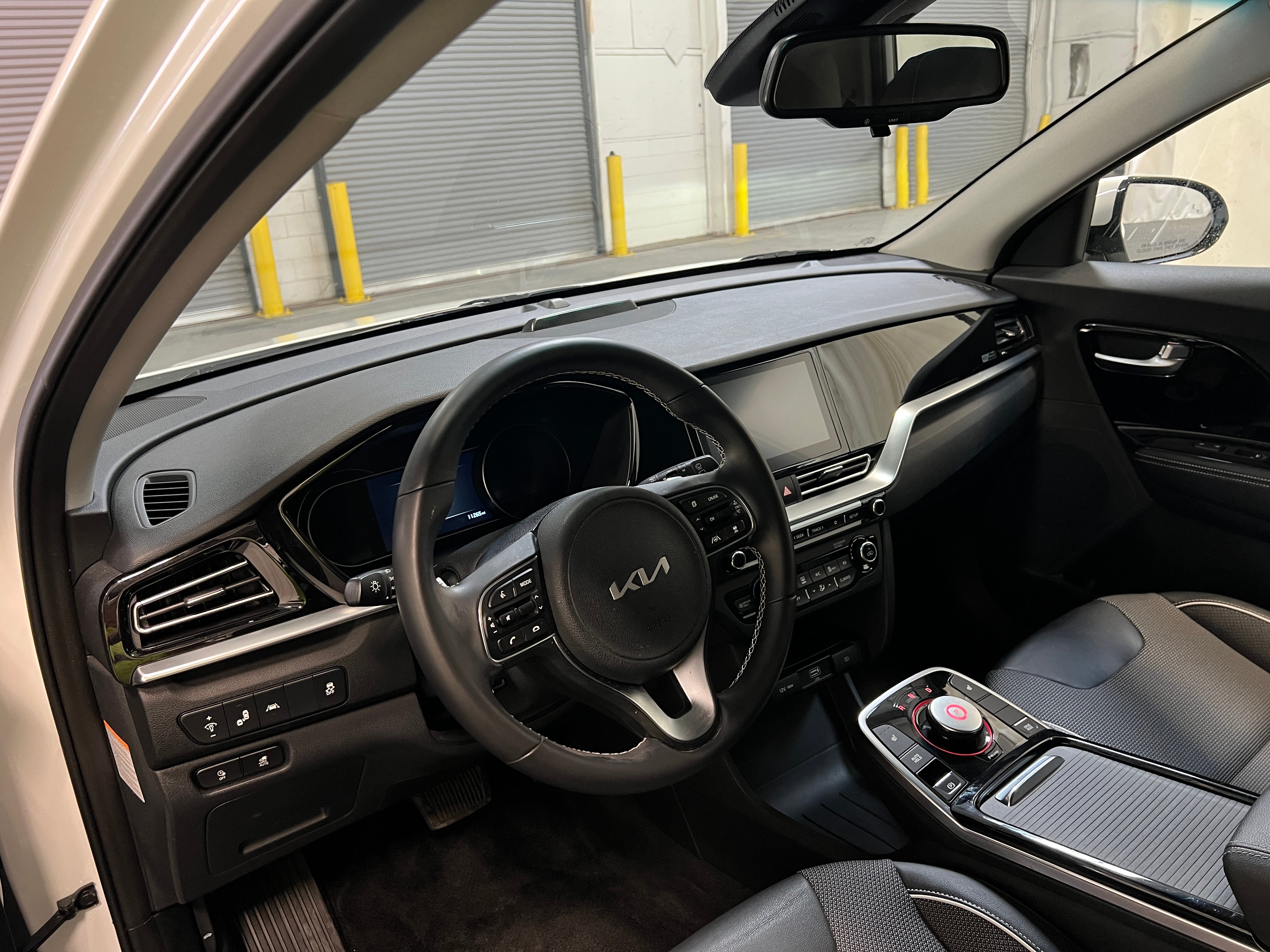 2022 Kia Niro S 3