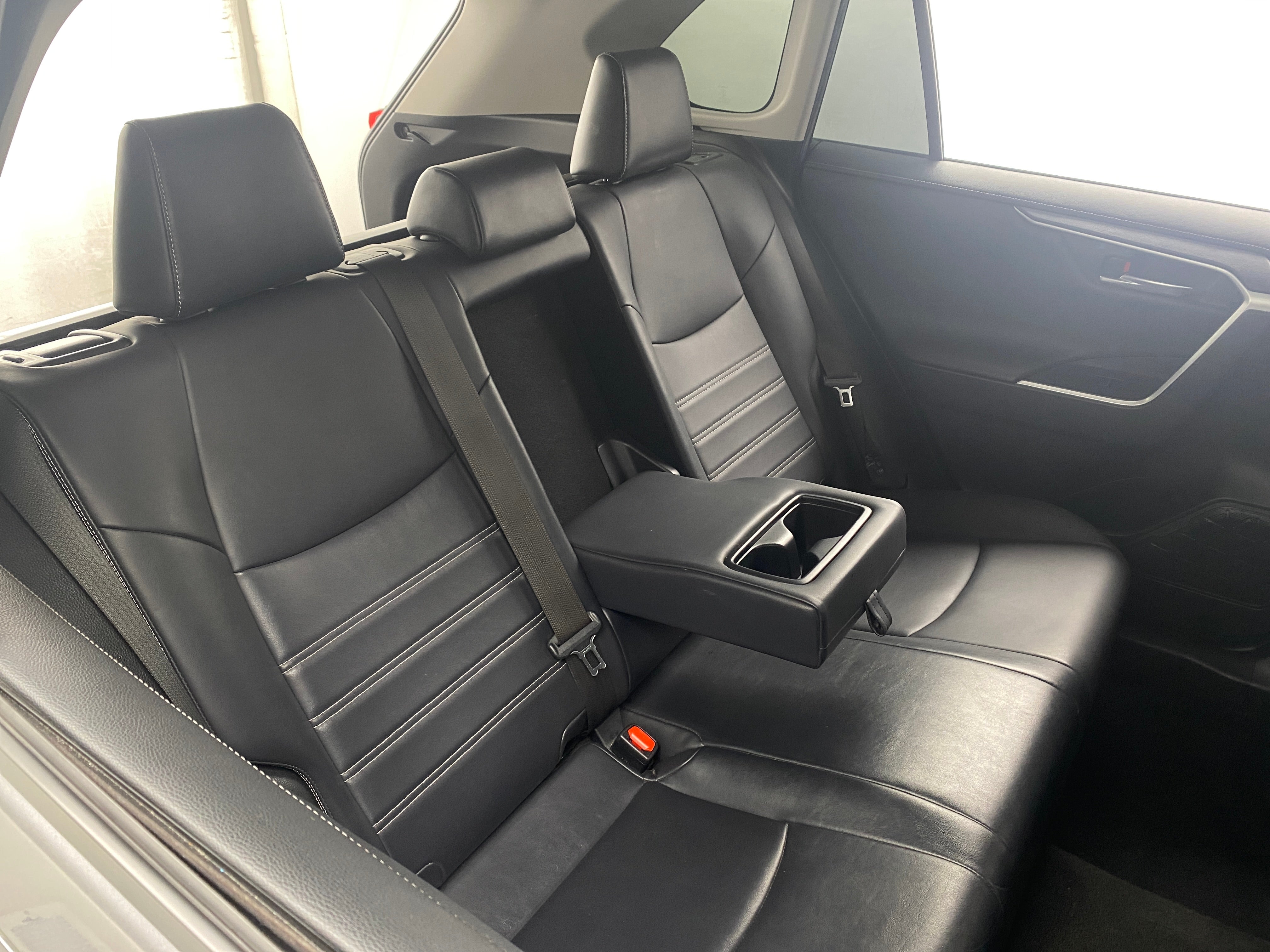 2019 Toyota RAV4 Limited 5