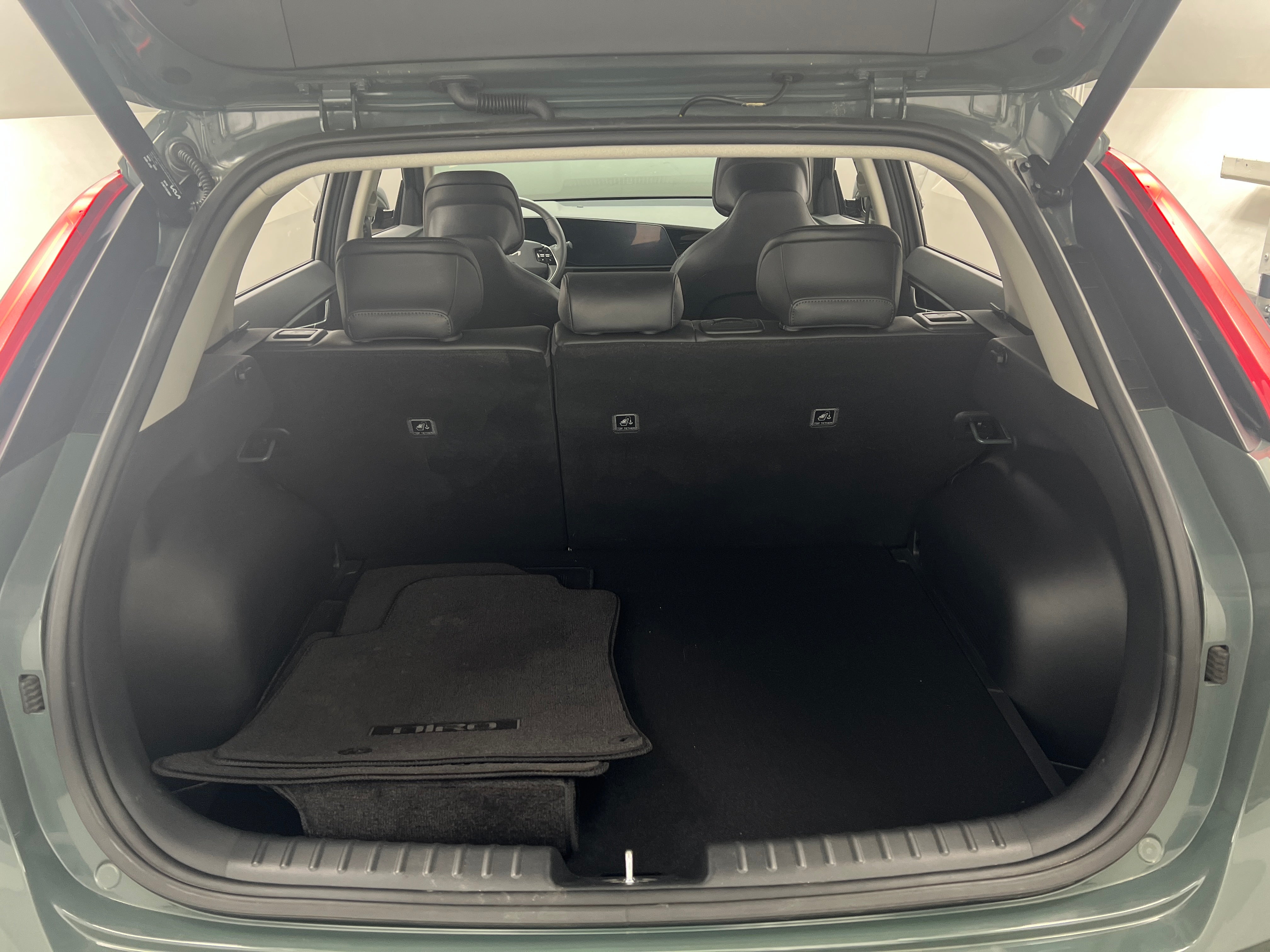 2024 Kia Niro SX 7