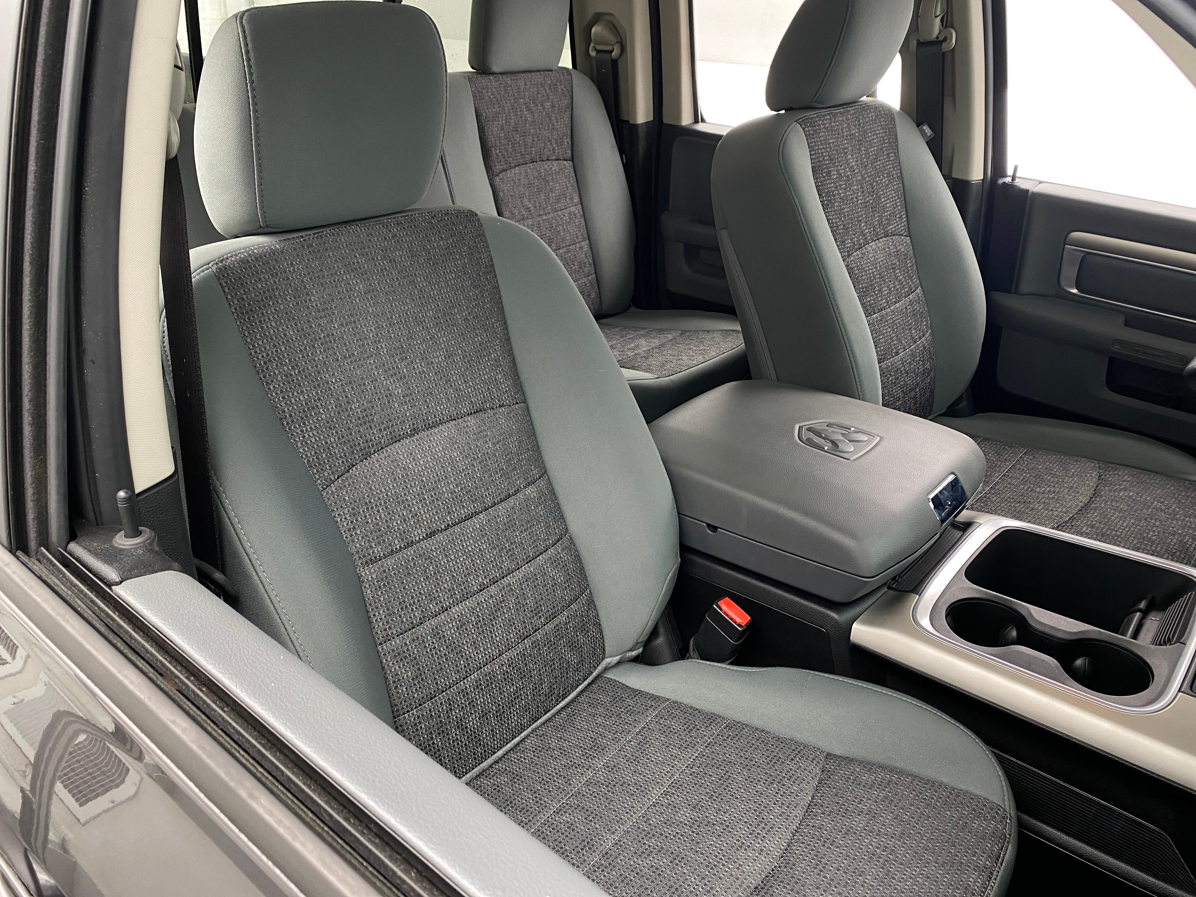 2019 RAM 1500 Classic Warlock 2