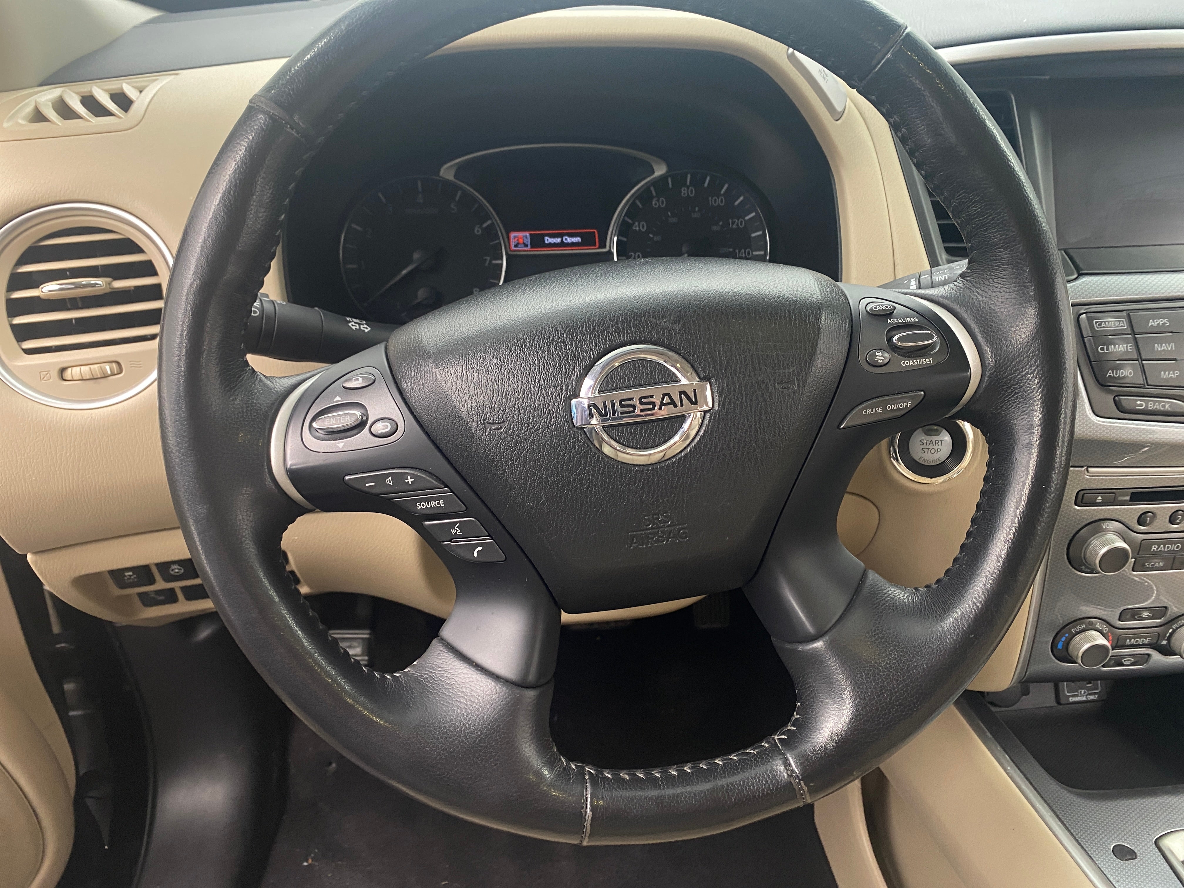 2019 Nissan Pathfinder SL 4