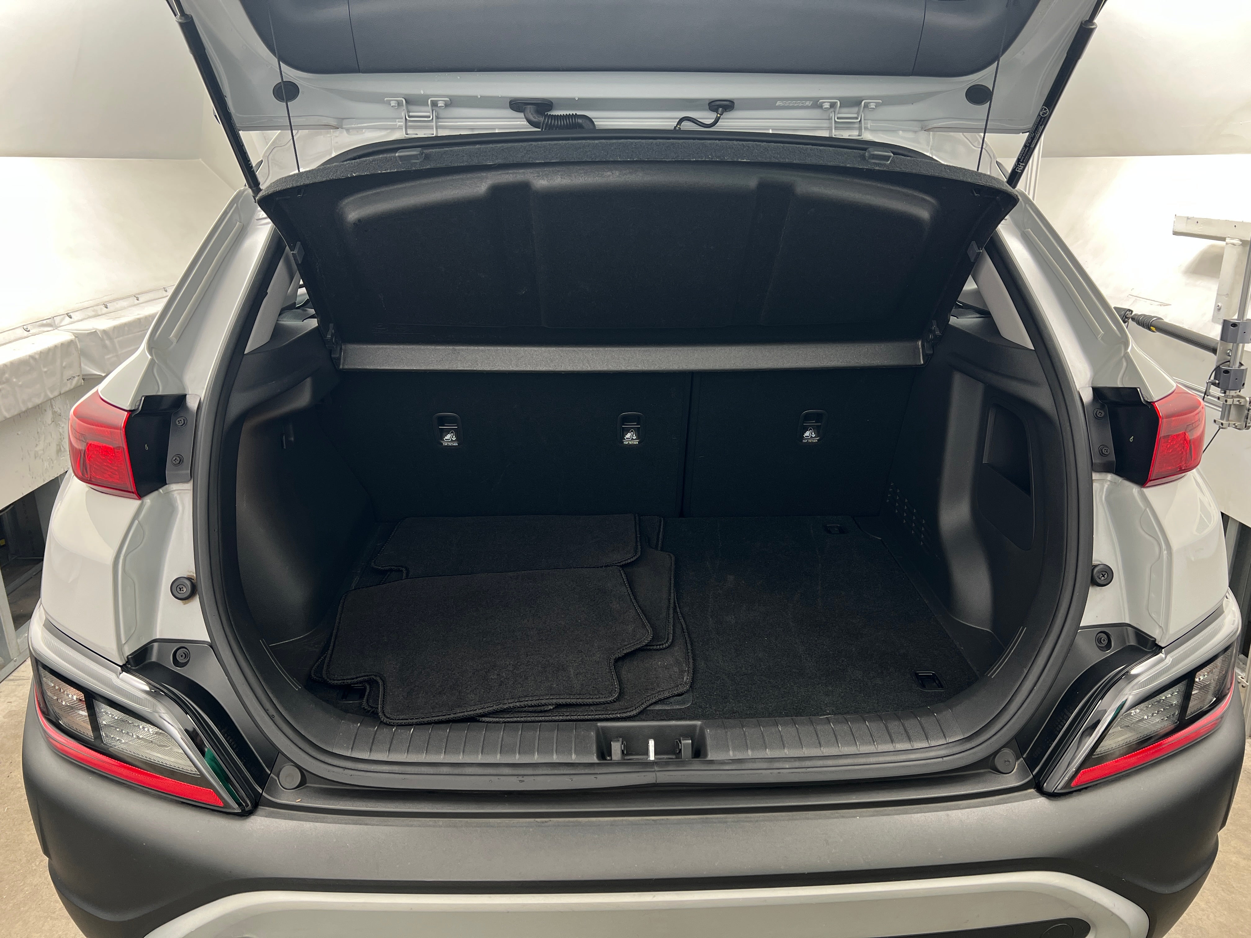2023 Hyundai Kona SE 7