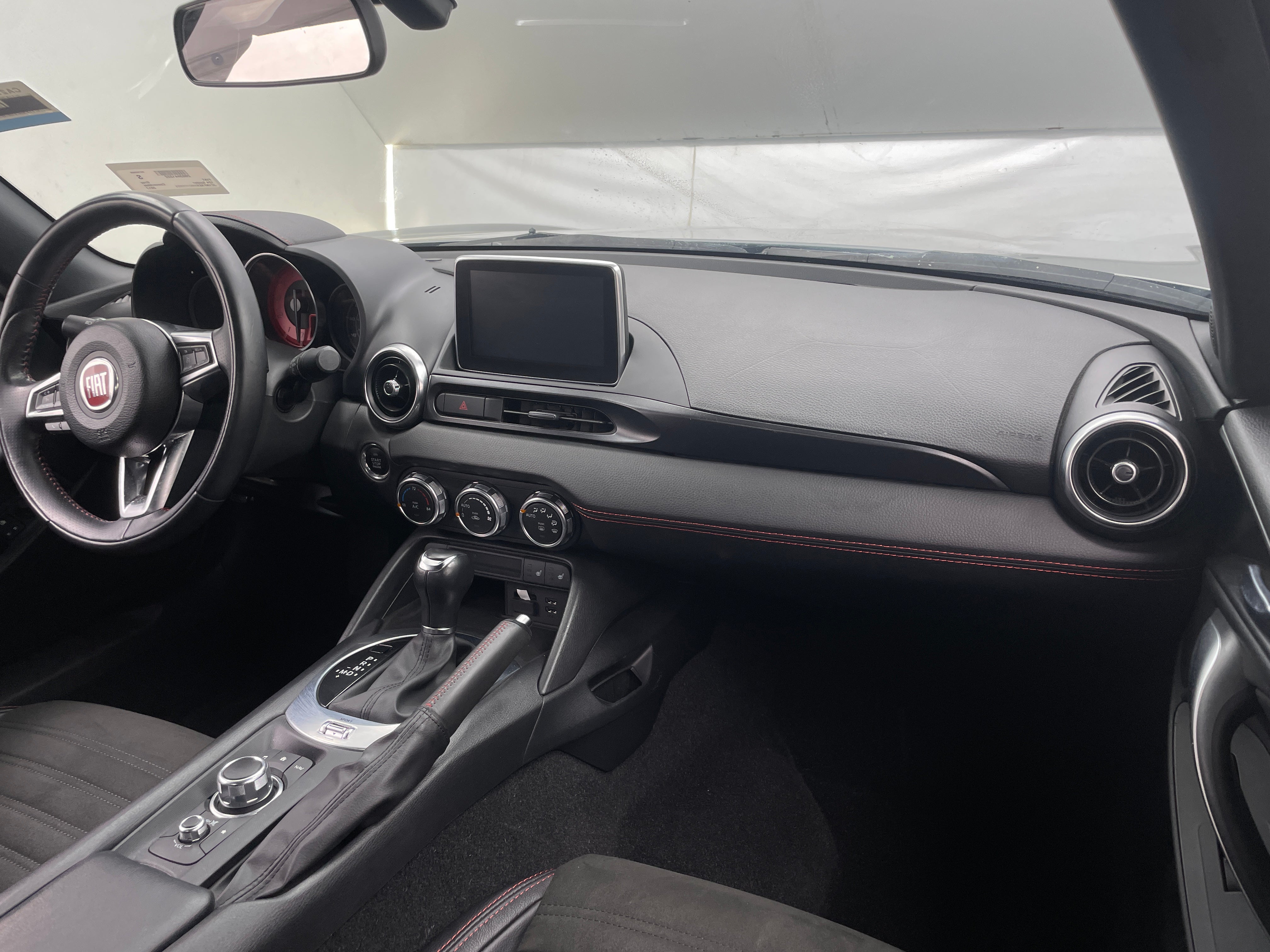 2017 Fiat 124 Spider Abarth 2