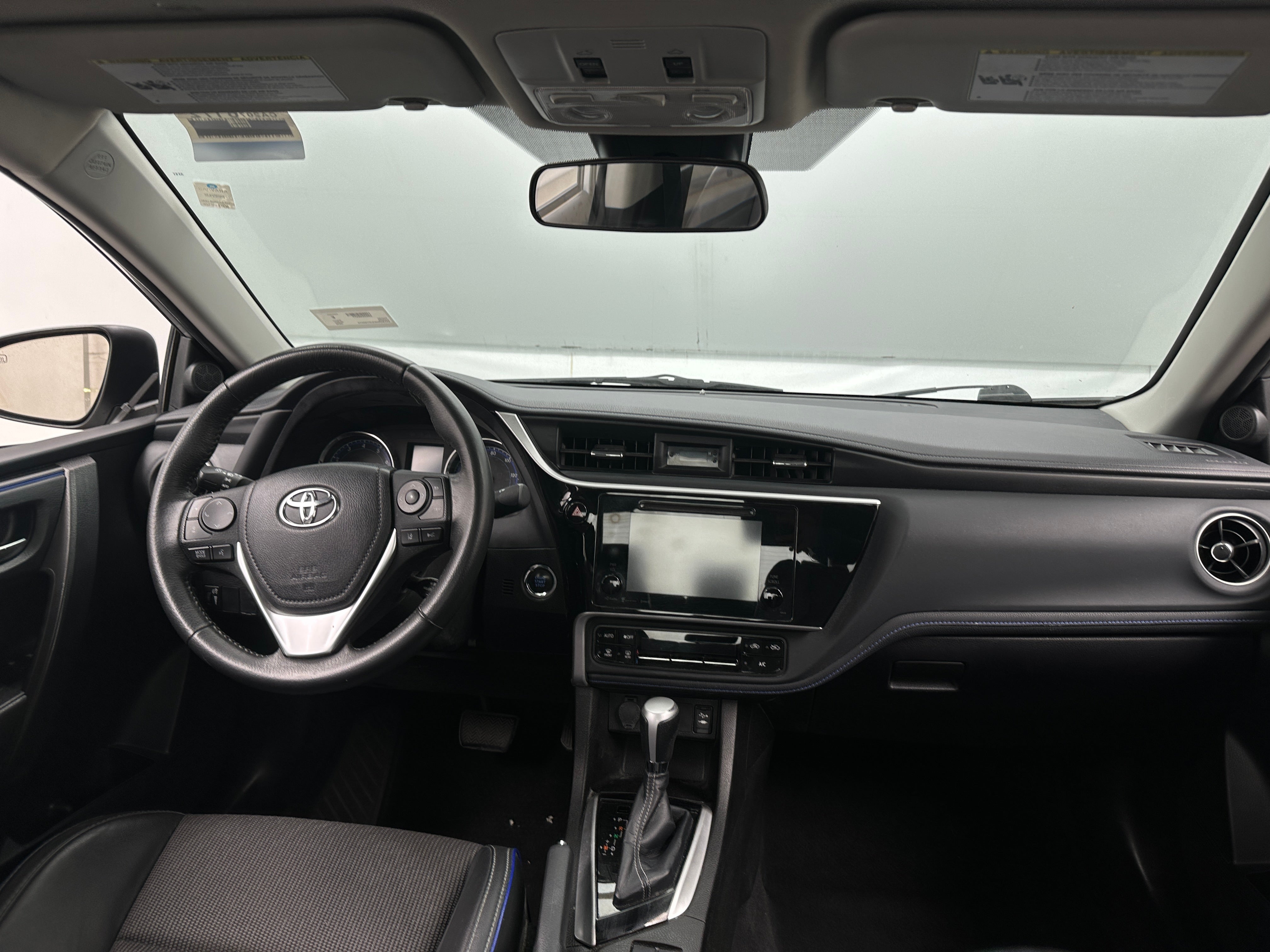 2018 Toyota Corolla SE 3