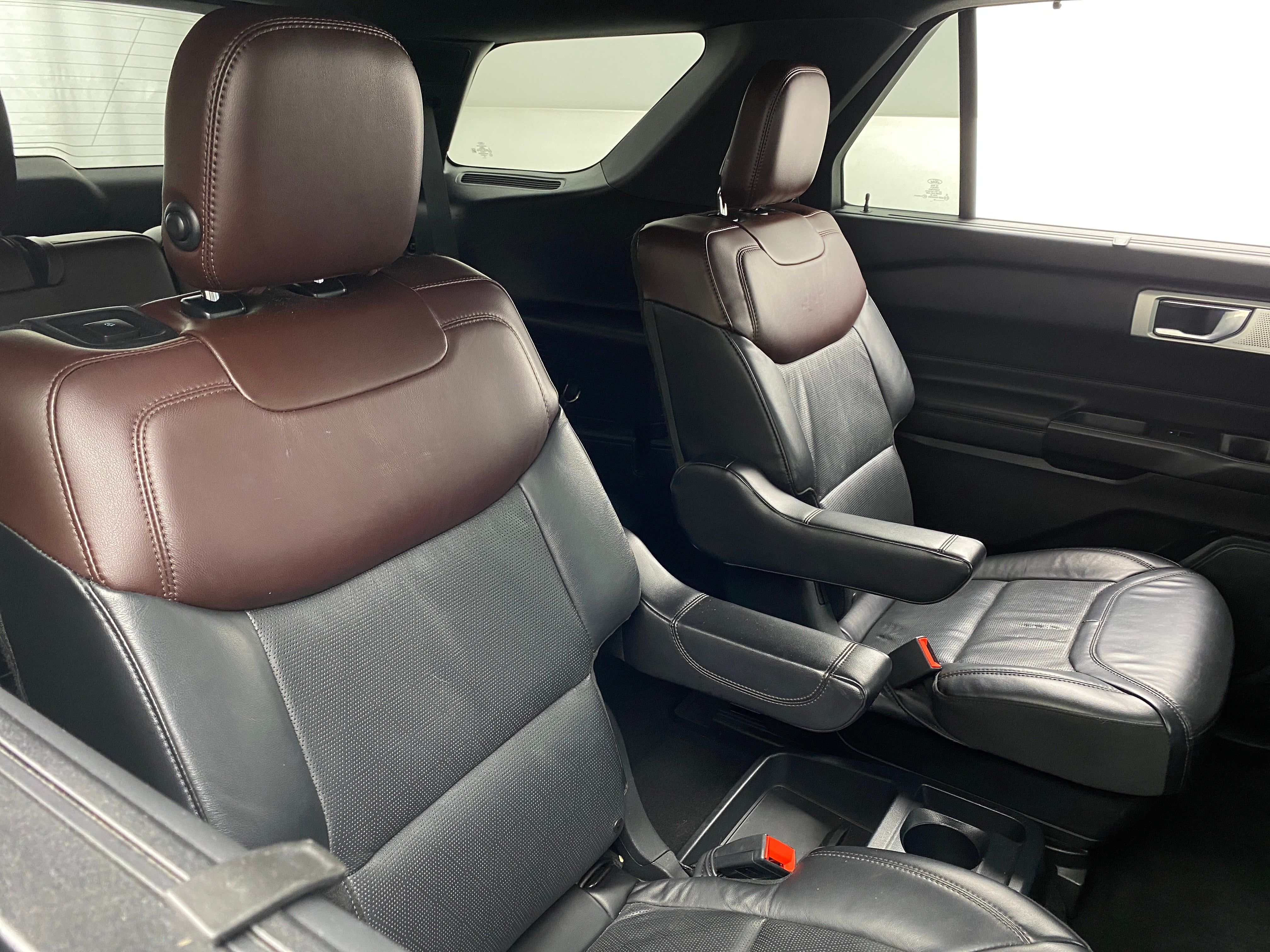 2020 Ford Explorer Platinum 5