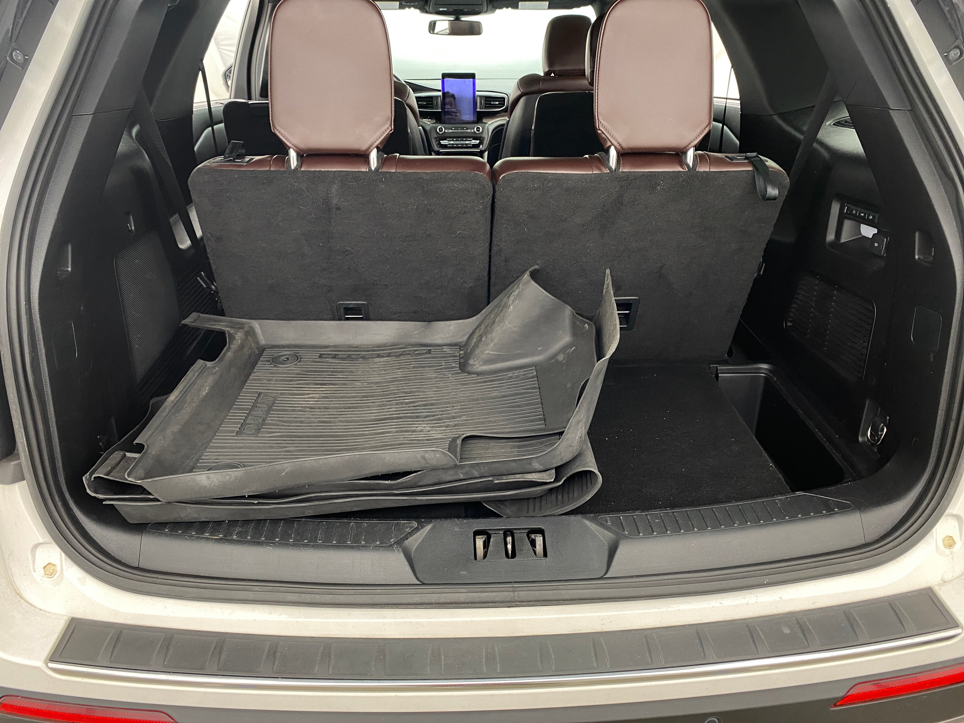 2020 Ford Explorer Platinum 6