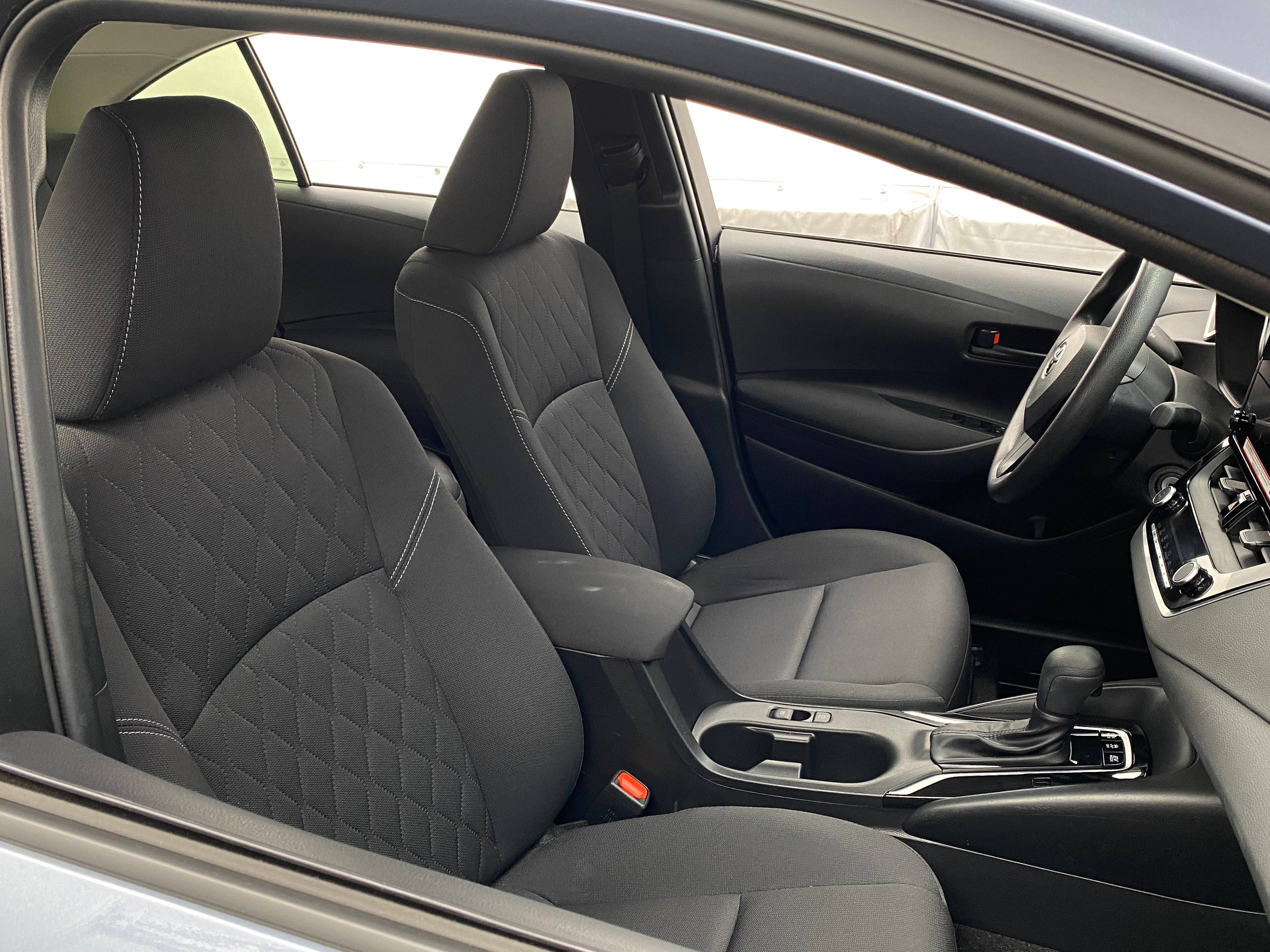 2023 Toyota Corolla LE 2