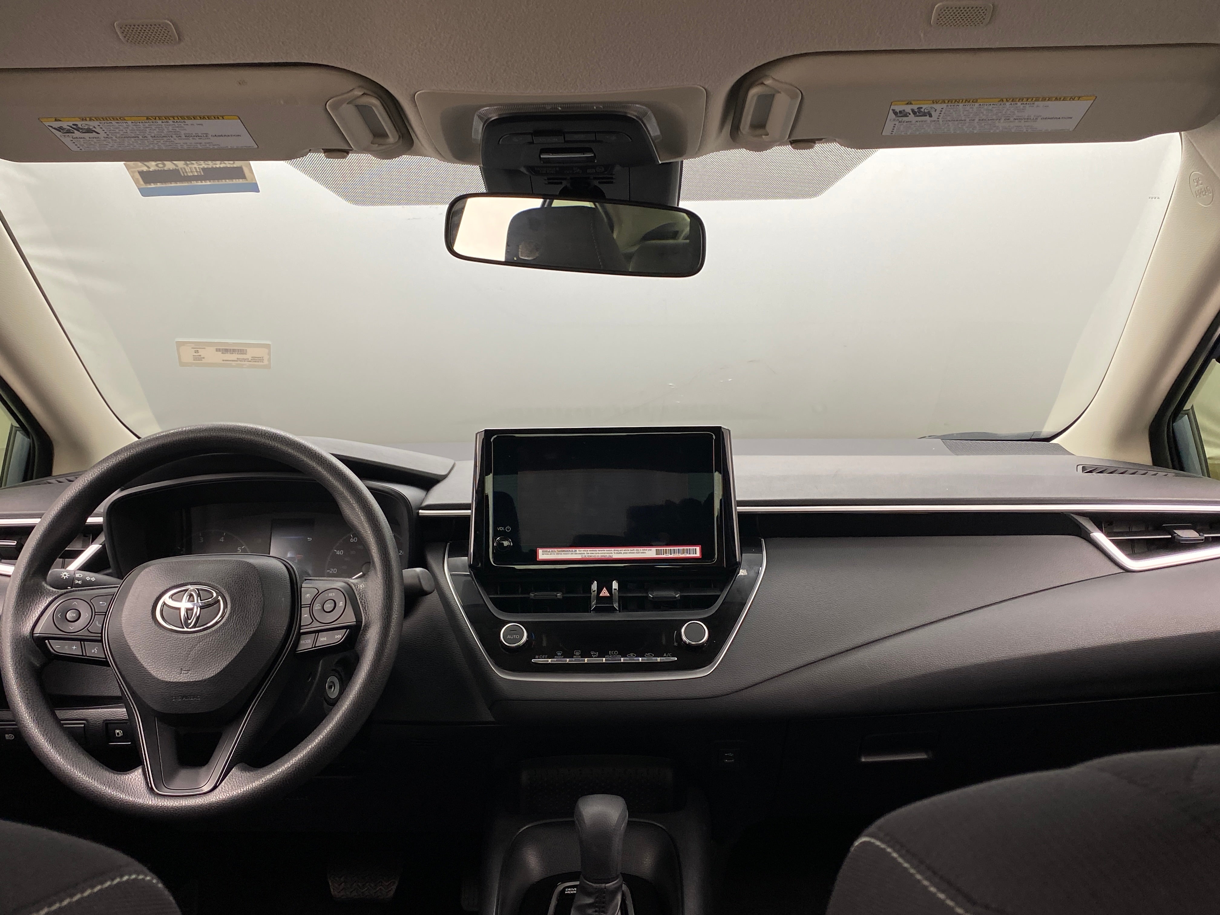 2023 Toyota Corolla LE 3