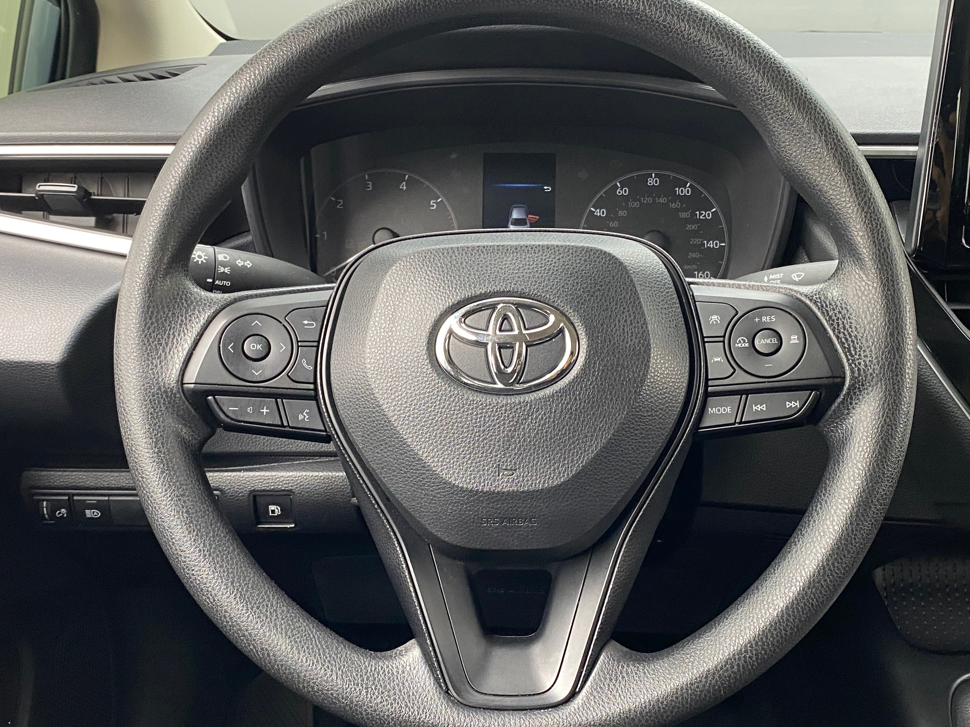 2023 Toyota Corolla LE 5
