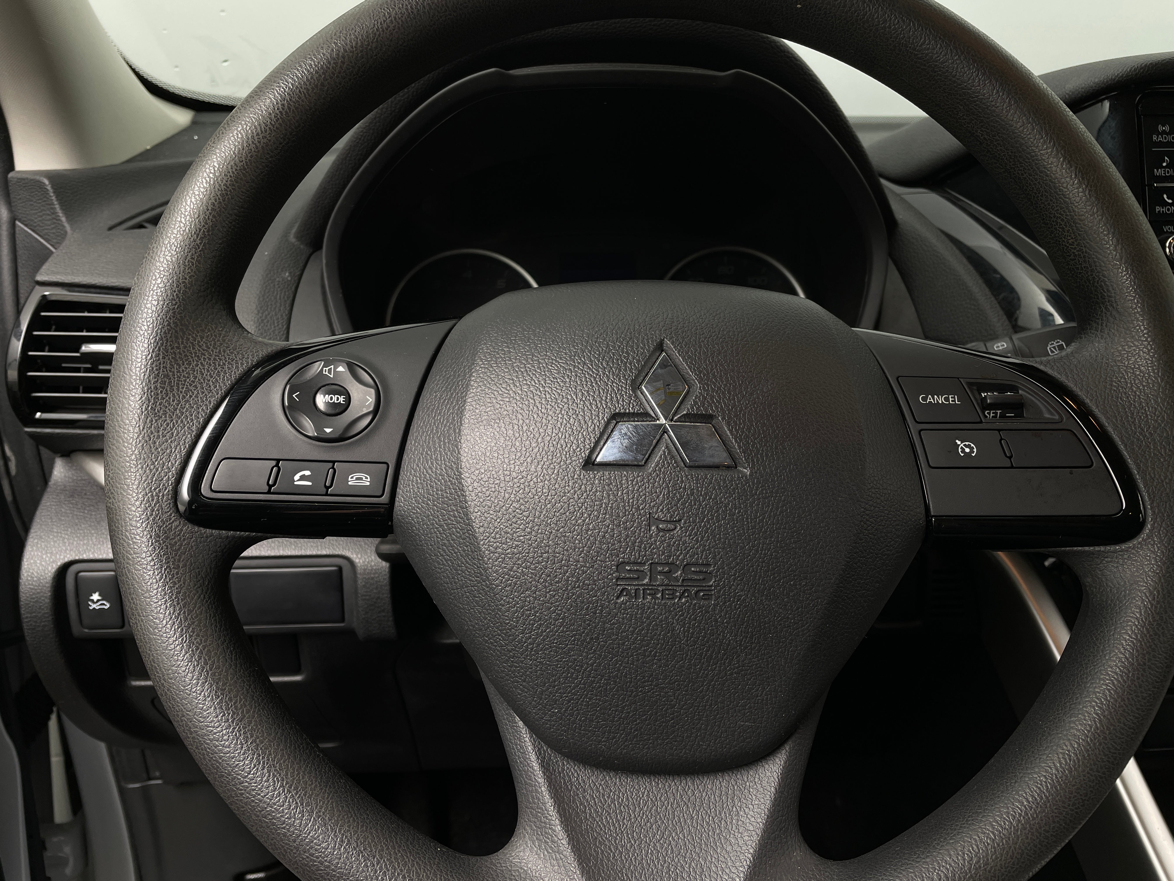 2022 Mitsubishi Eclipse Cross ES 5