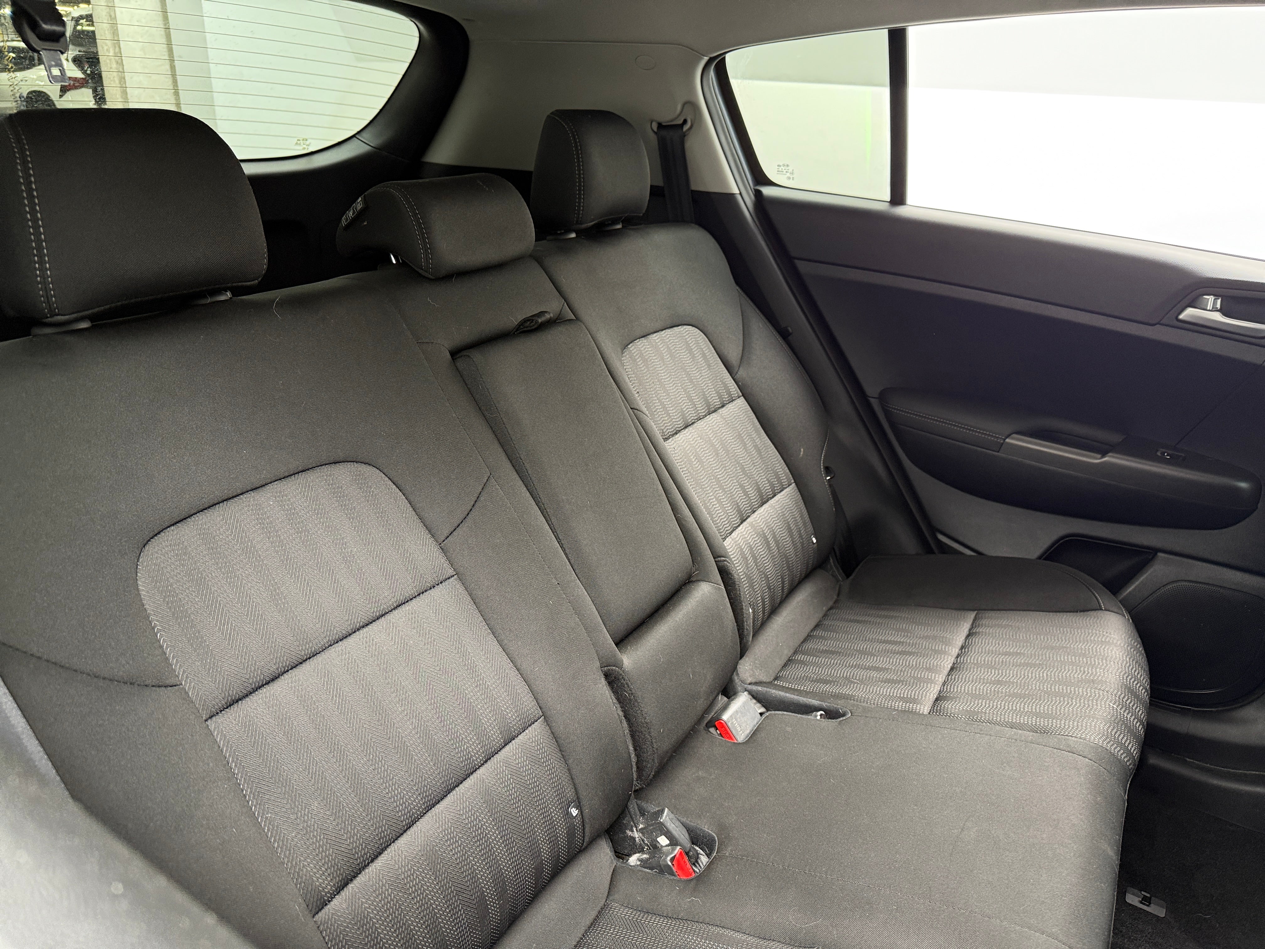 2022 Kia Sportage LX 6