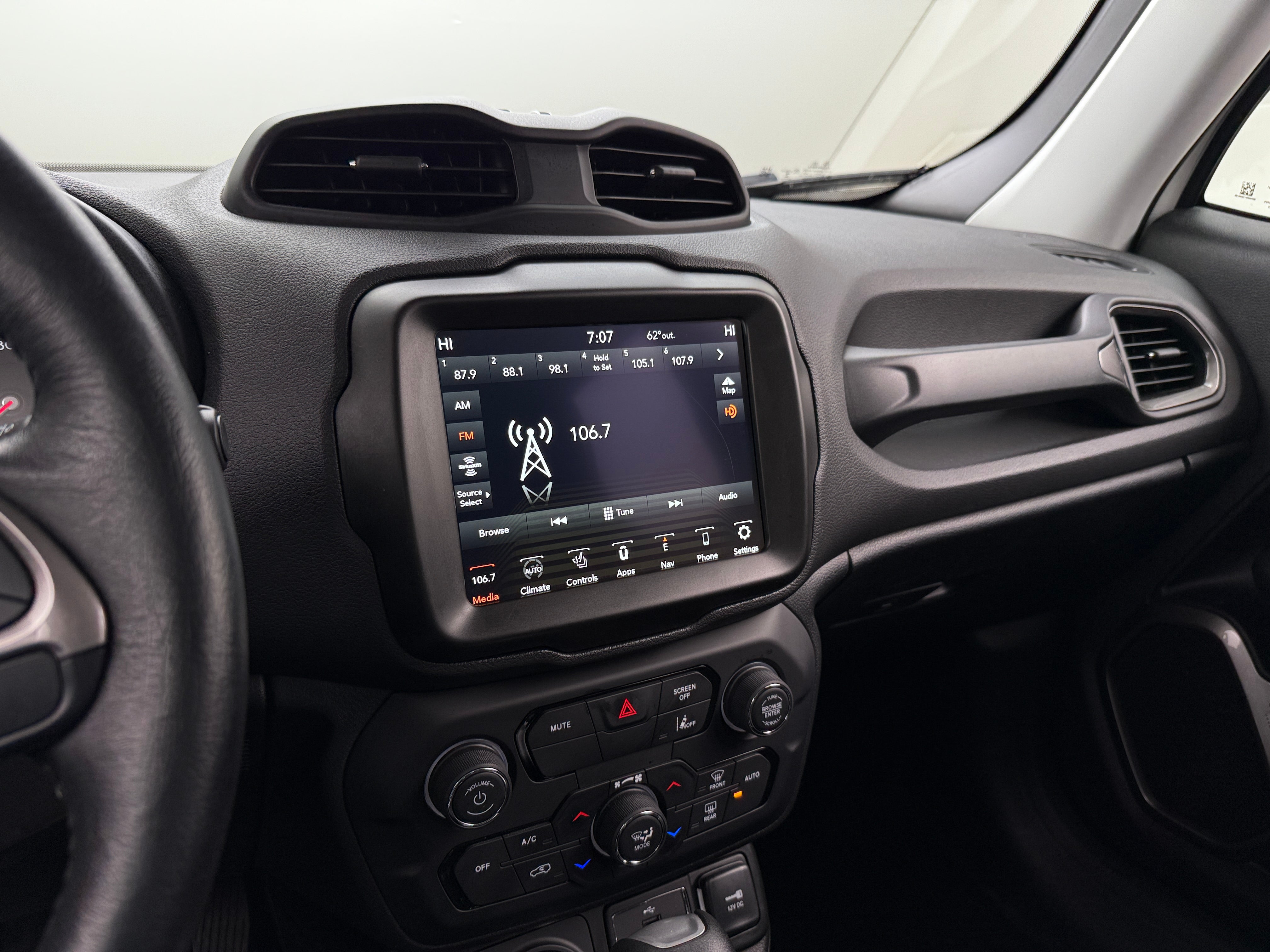 2022 Jeep Renegade Latitude 4