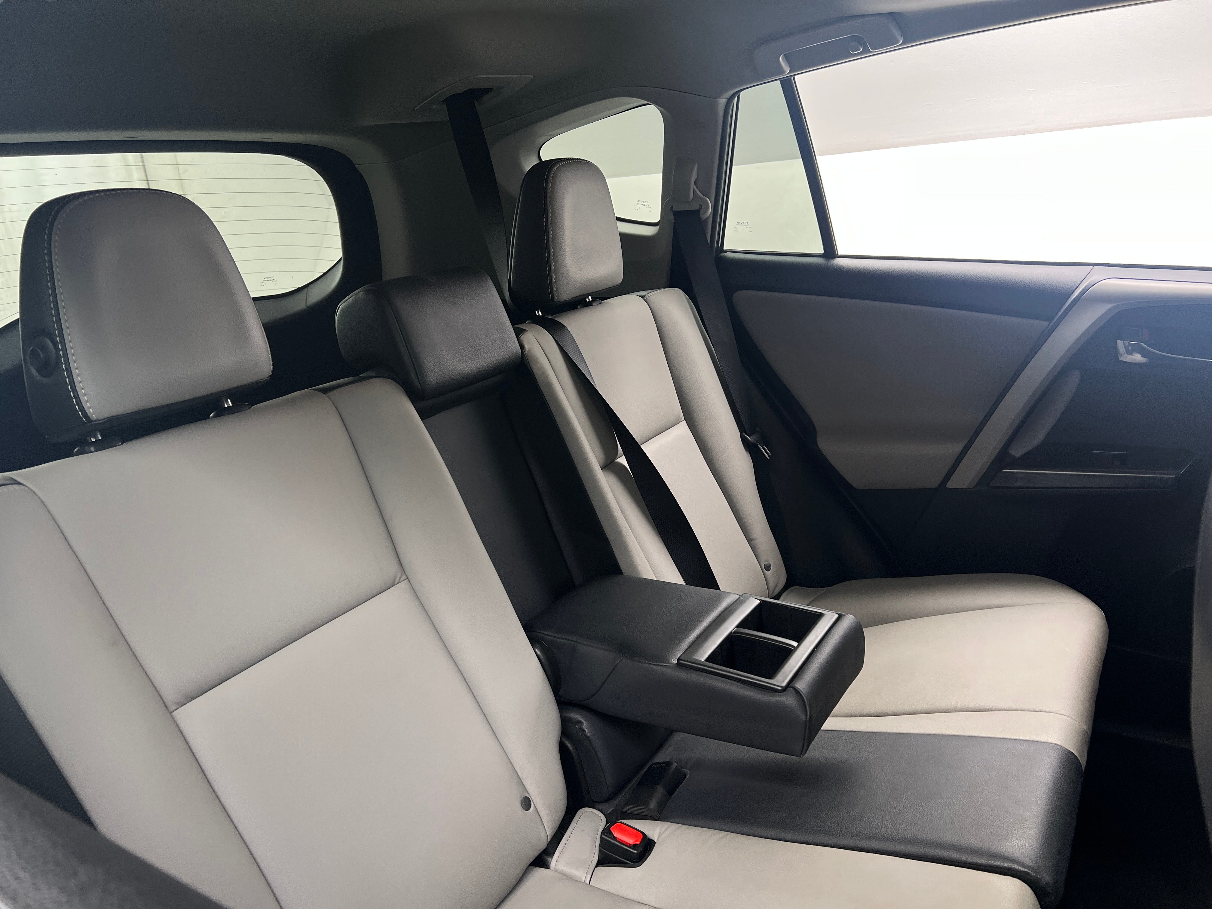 2017 Toyota RAV4 Platinum 5