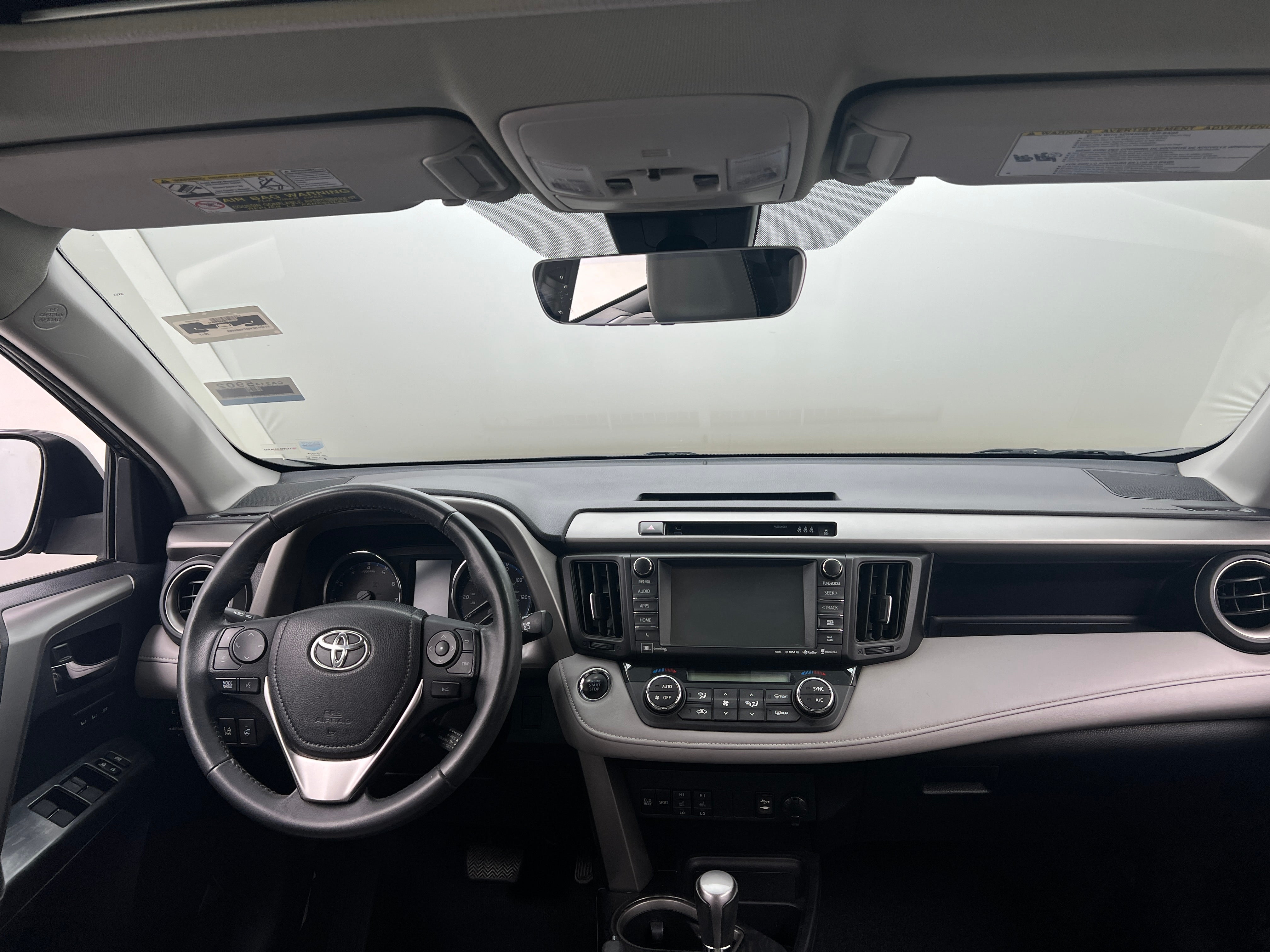 2017 Toyota RAV4 Platinum 2