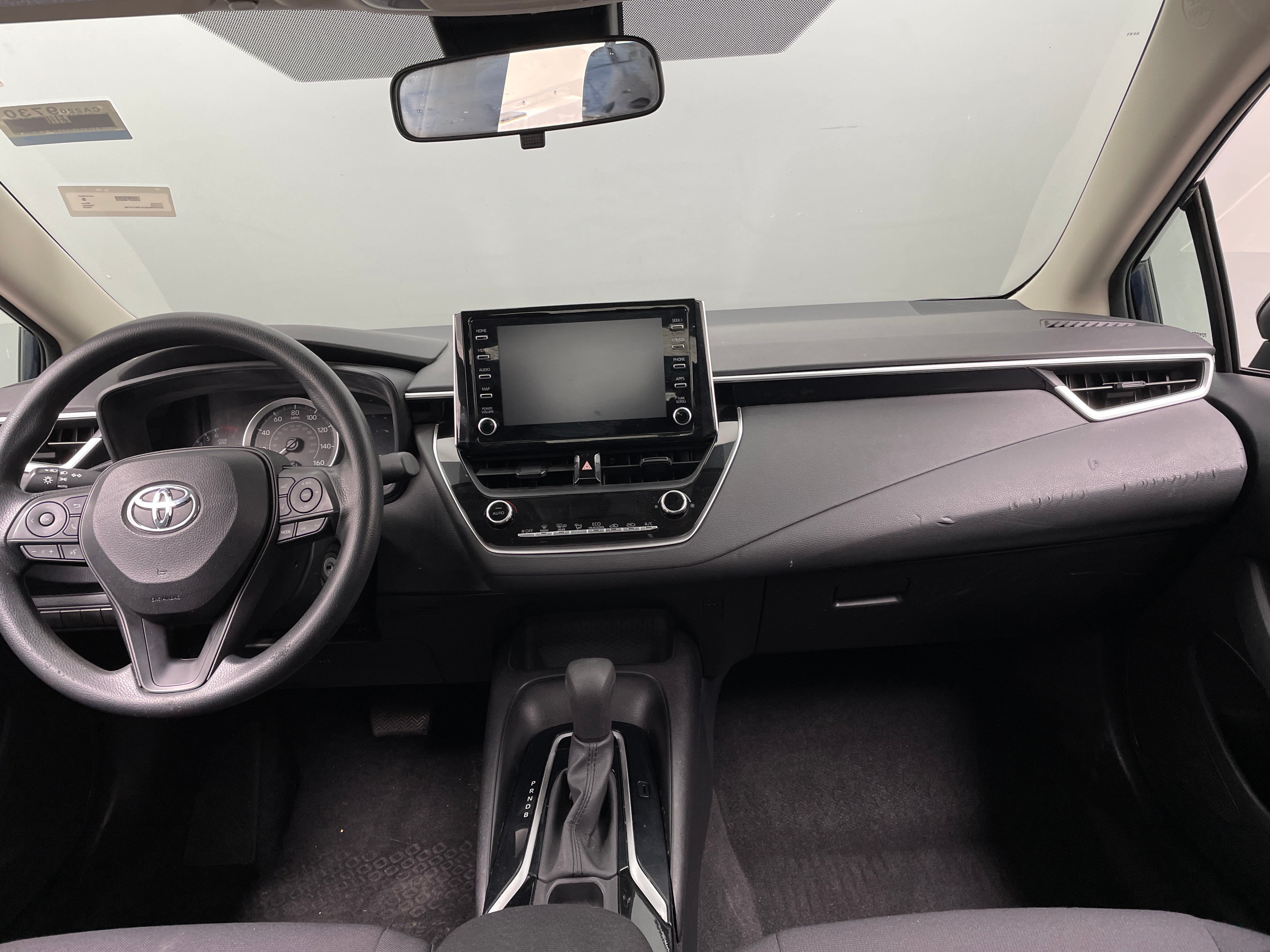 2020 Toyota Corolla LE 3