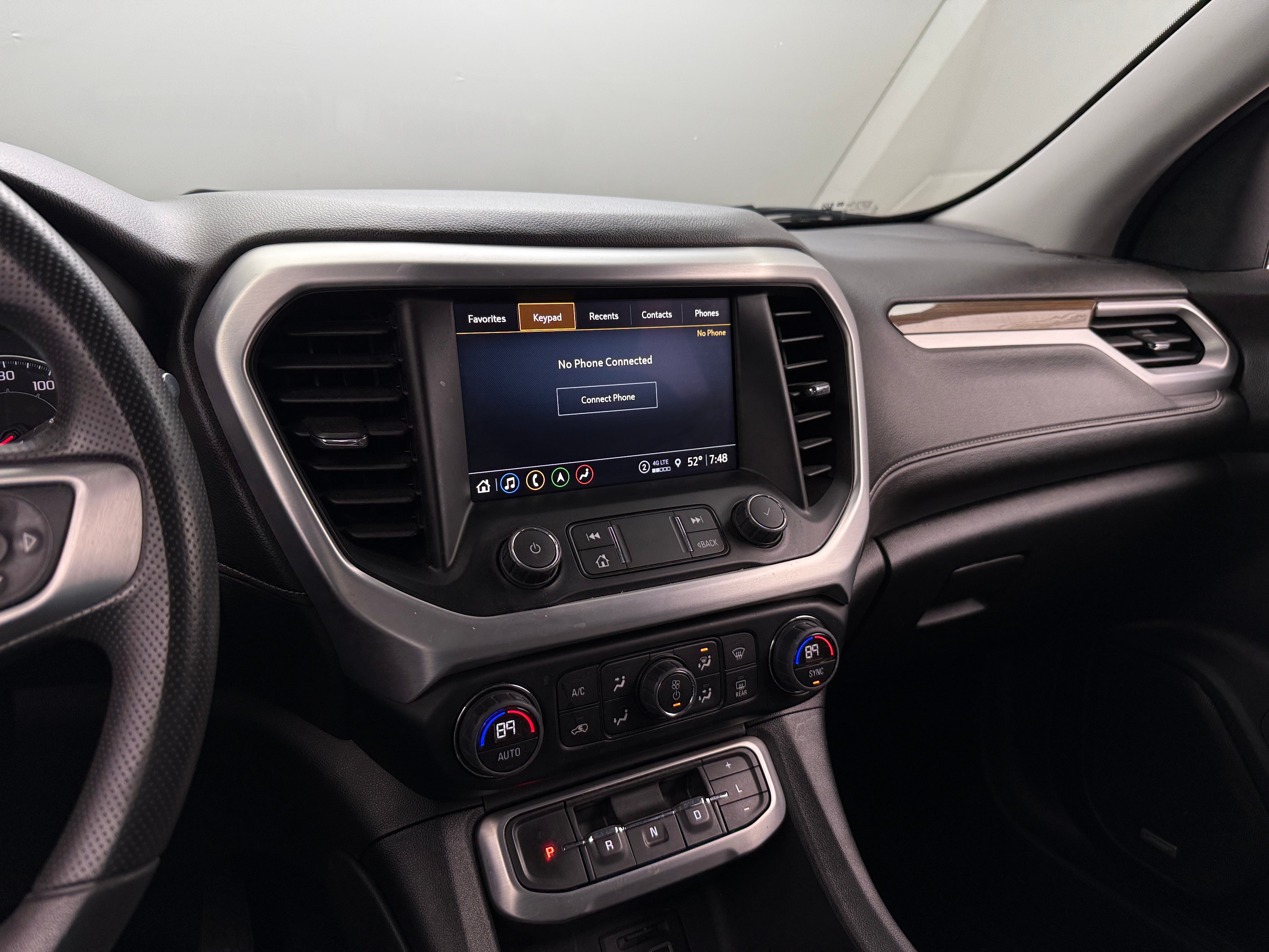 2023 GMC Acadia SLE 4