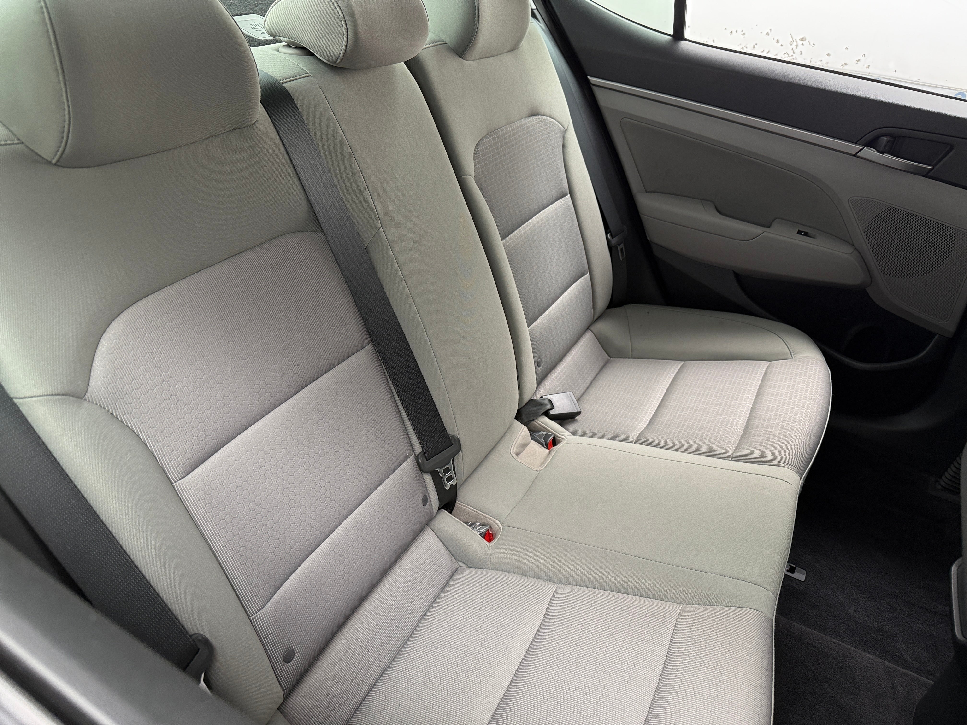 2017 Hyundai Elantra SE 6