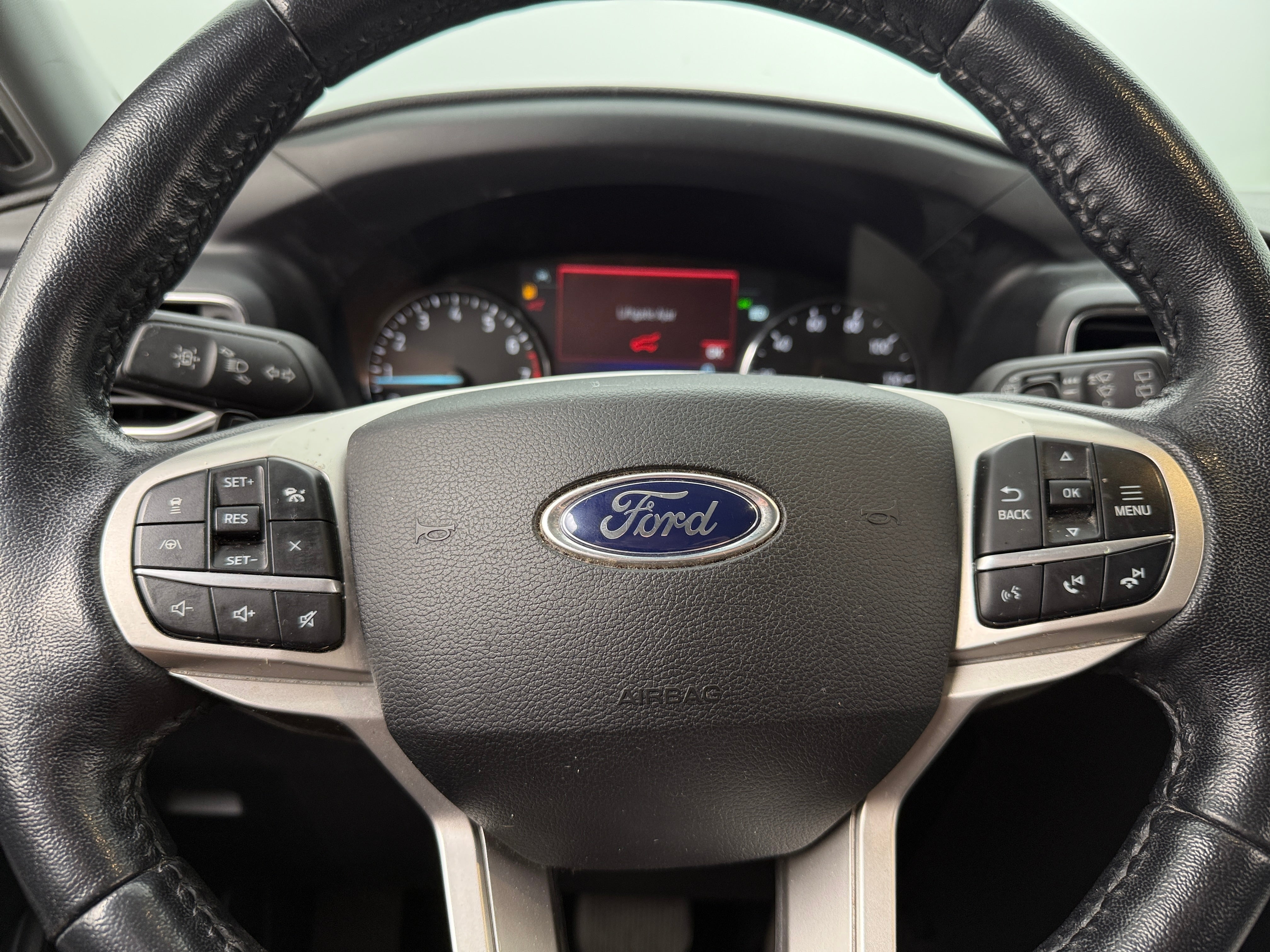 2020 Ford Explorer XLT 5