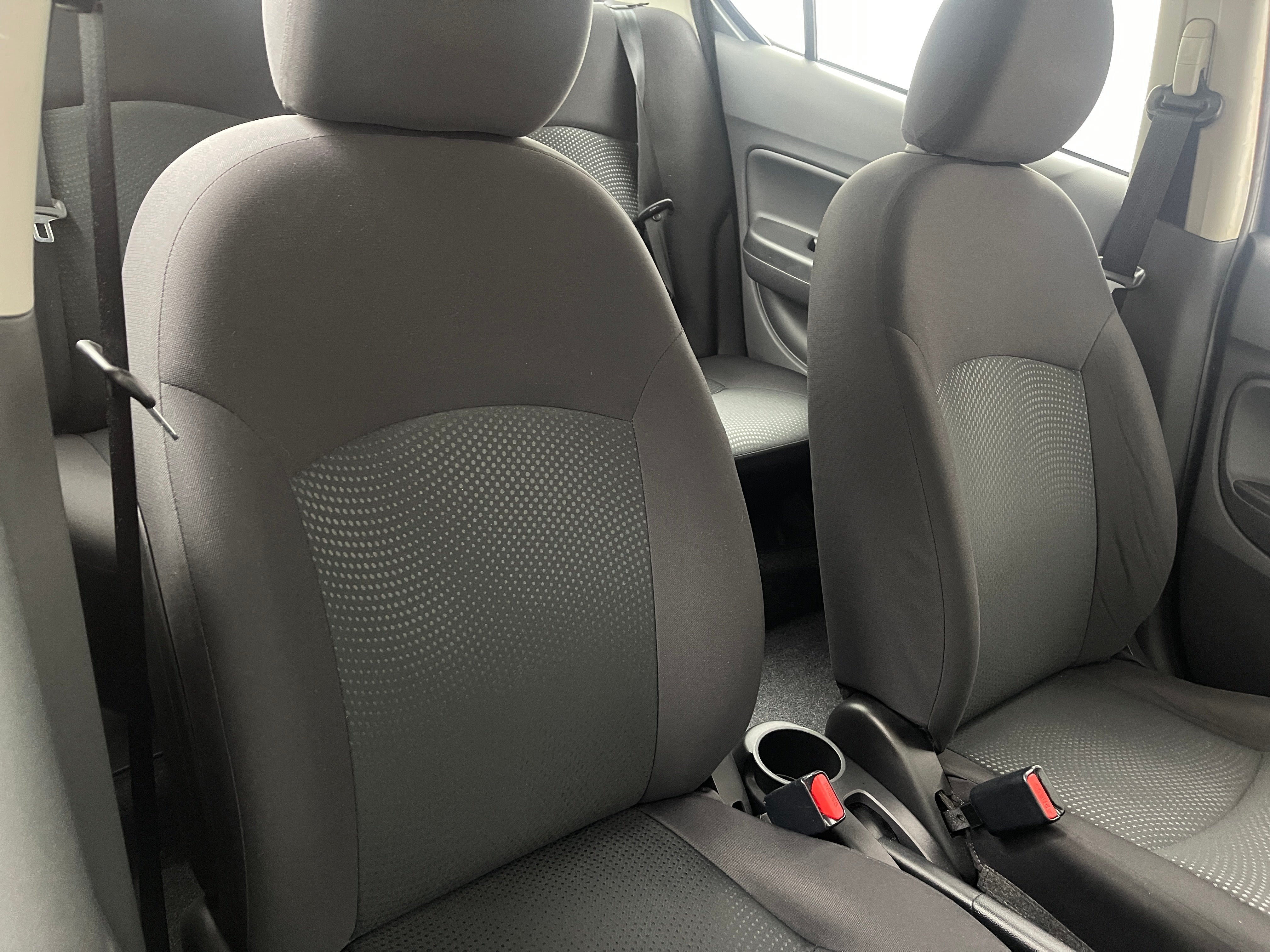 2018 Mitsubishi Mirage G4 ES 2