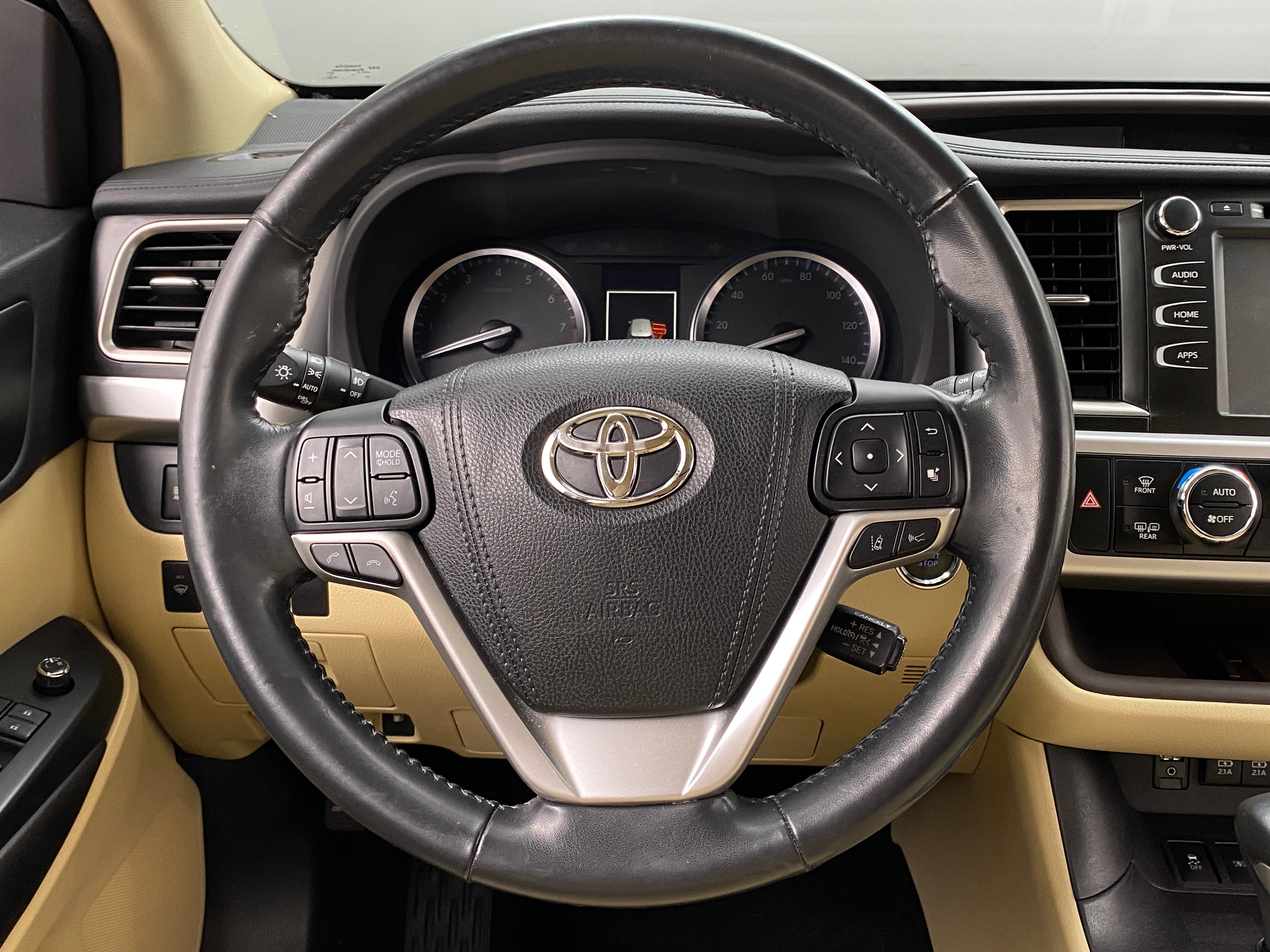 2017 Toyota Highlander XLE 4
