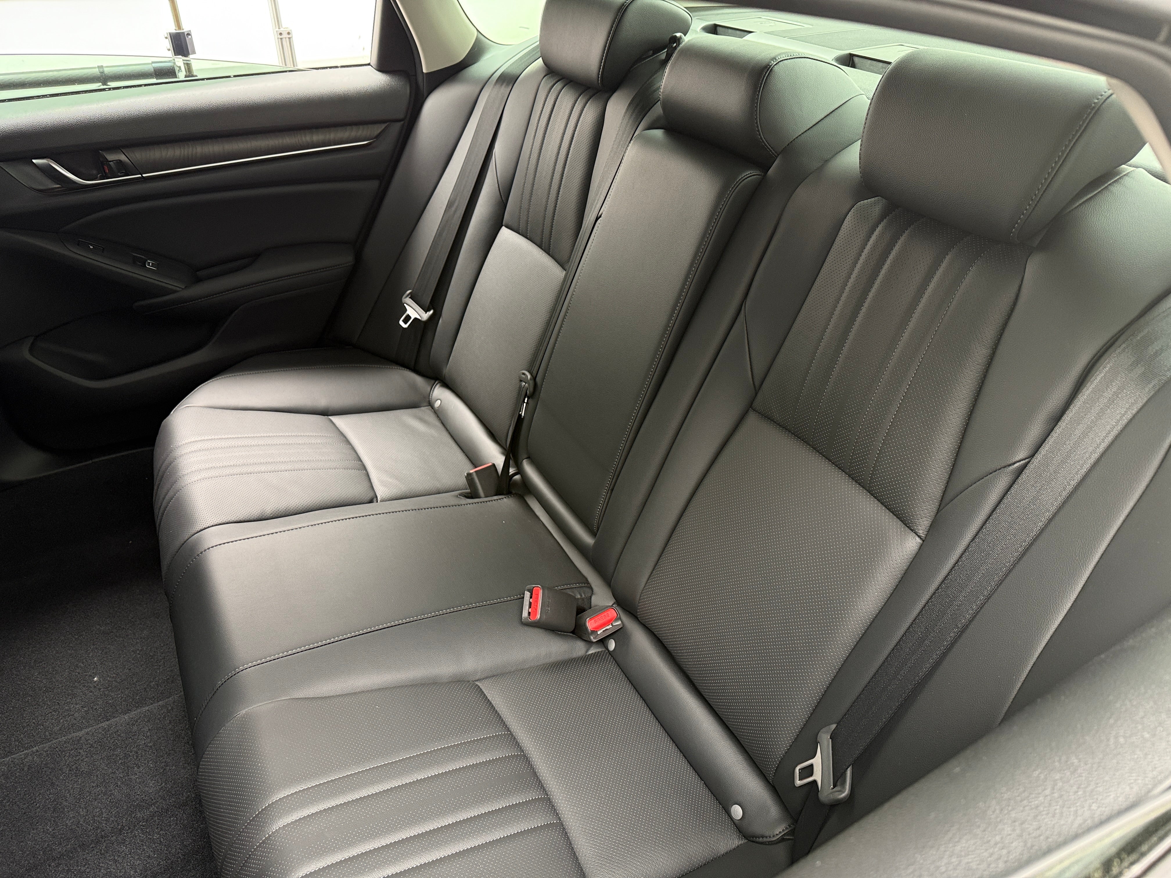 2022 Honda Accord Touring 5