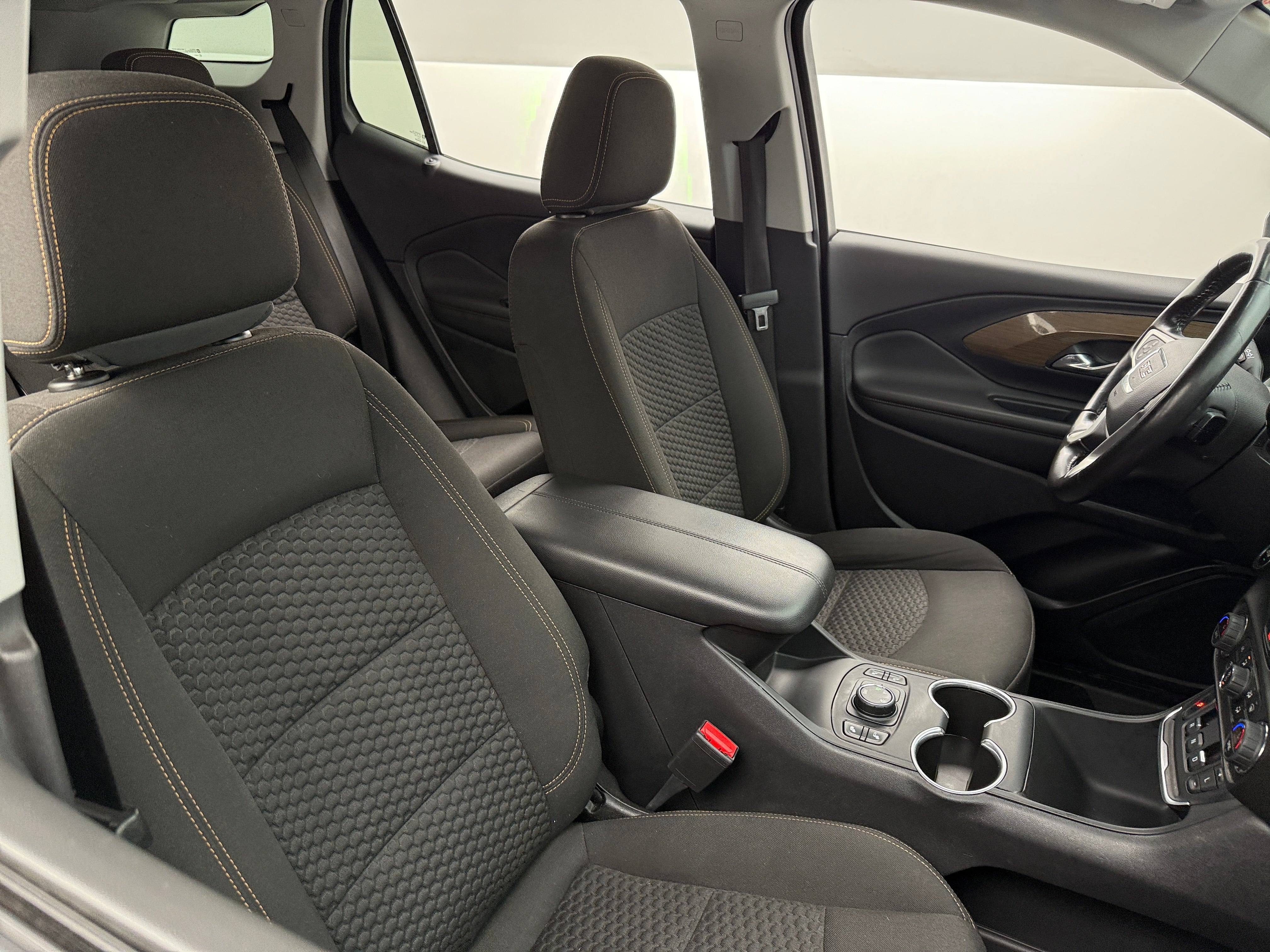 2020 GMC Terrain SLE 2