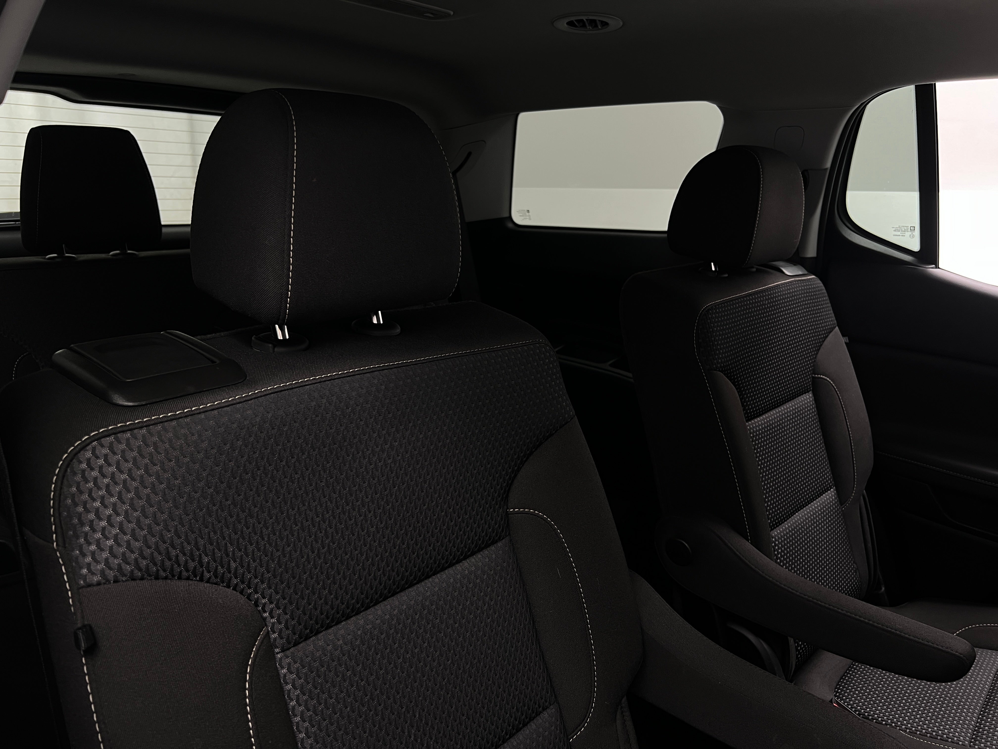 2023 GMC Acadia SLE 6