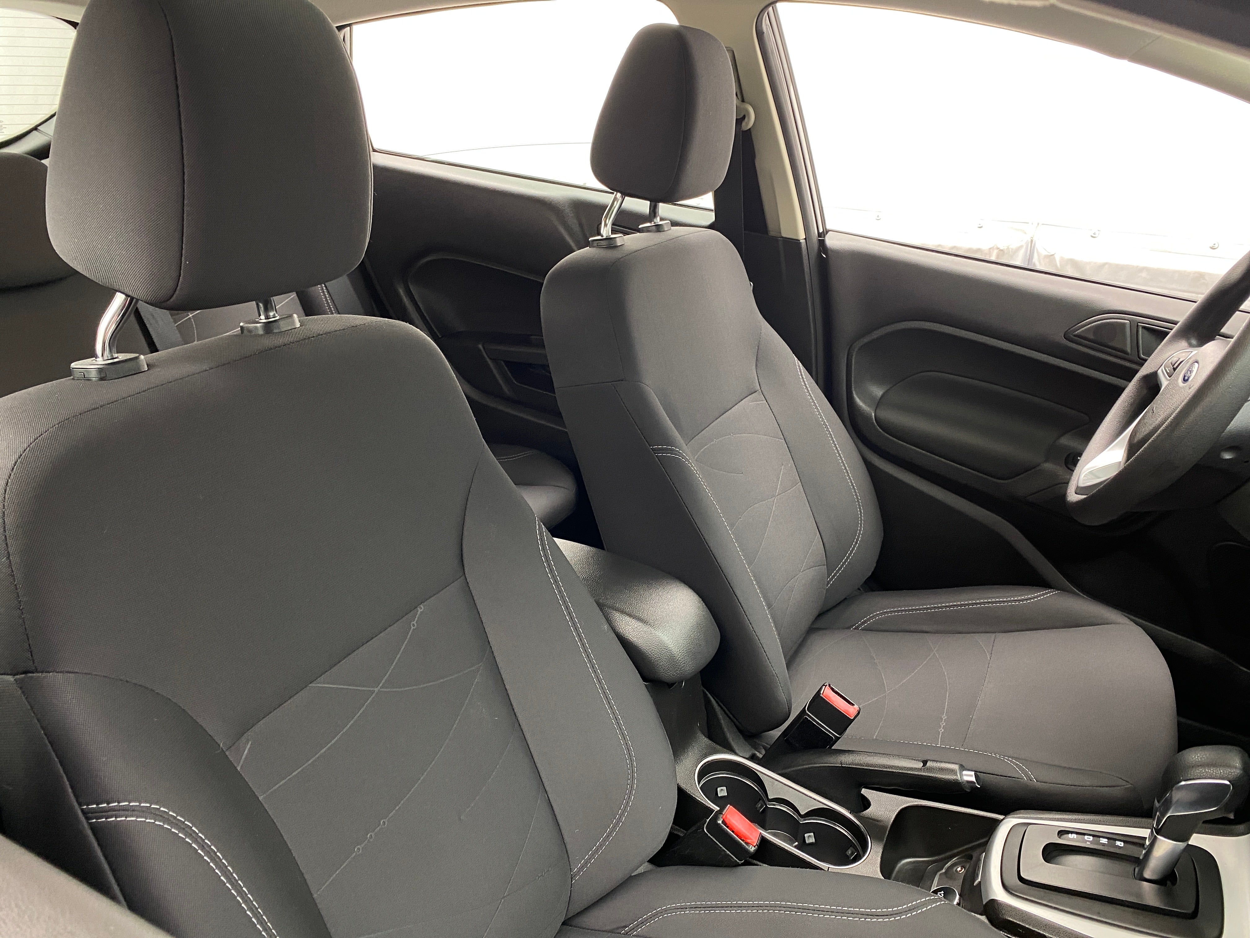 2018 Ford Fiesta SE 2