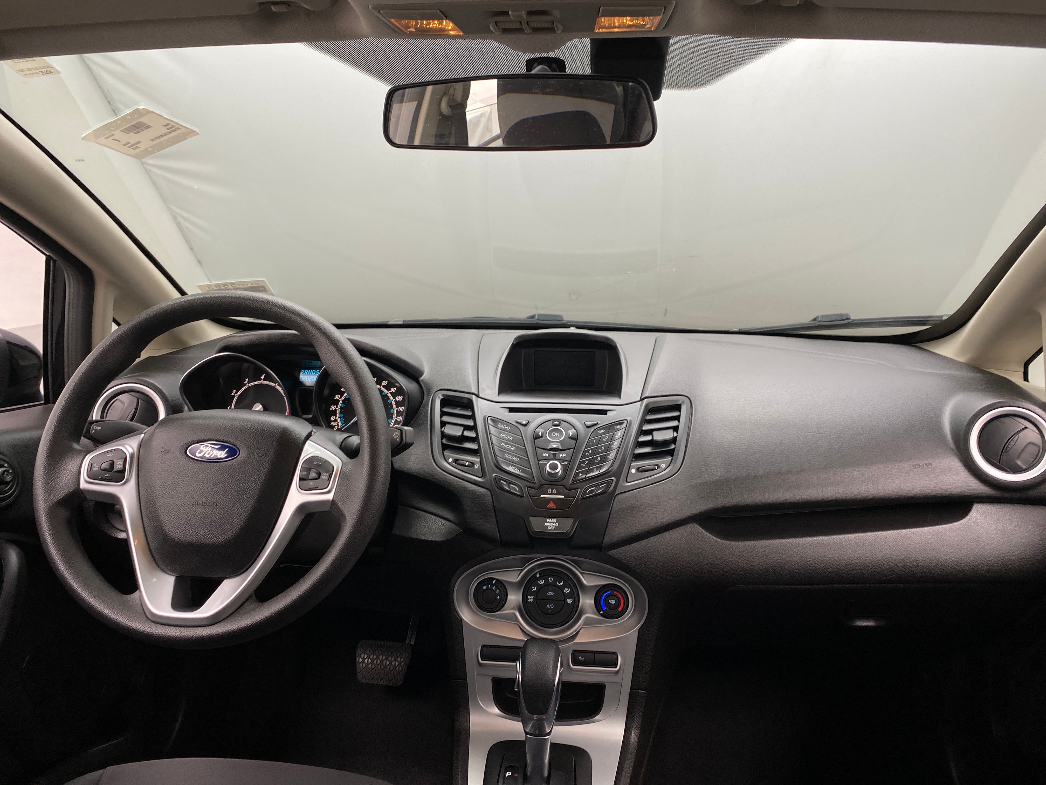 2018 Ford Fiesta SE 3