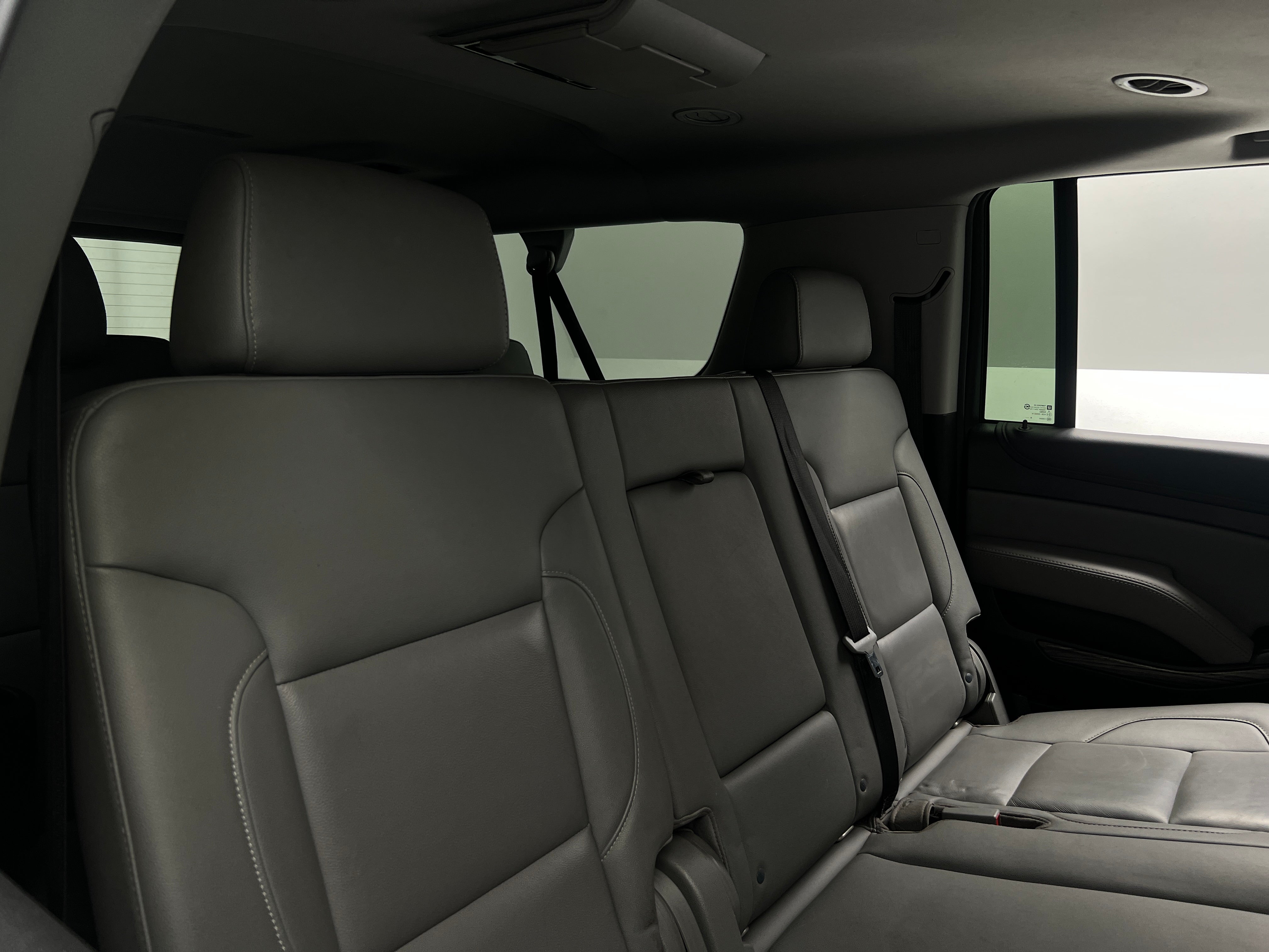 2020 Chevrolet Suburban LT 5