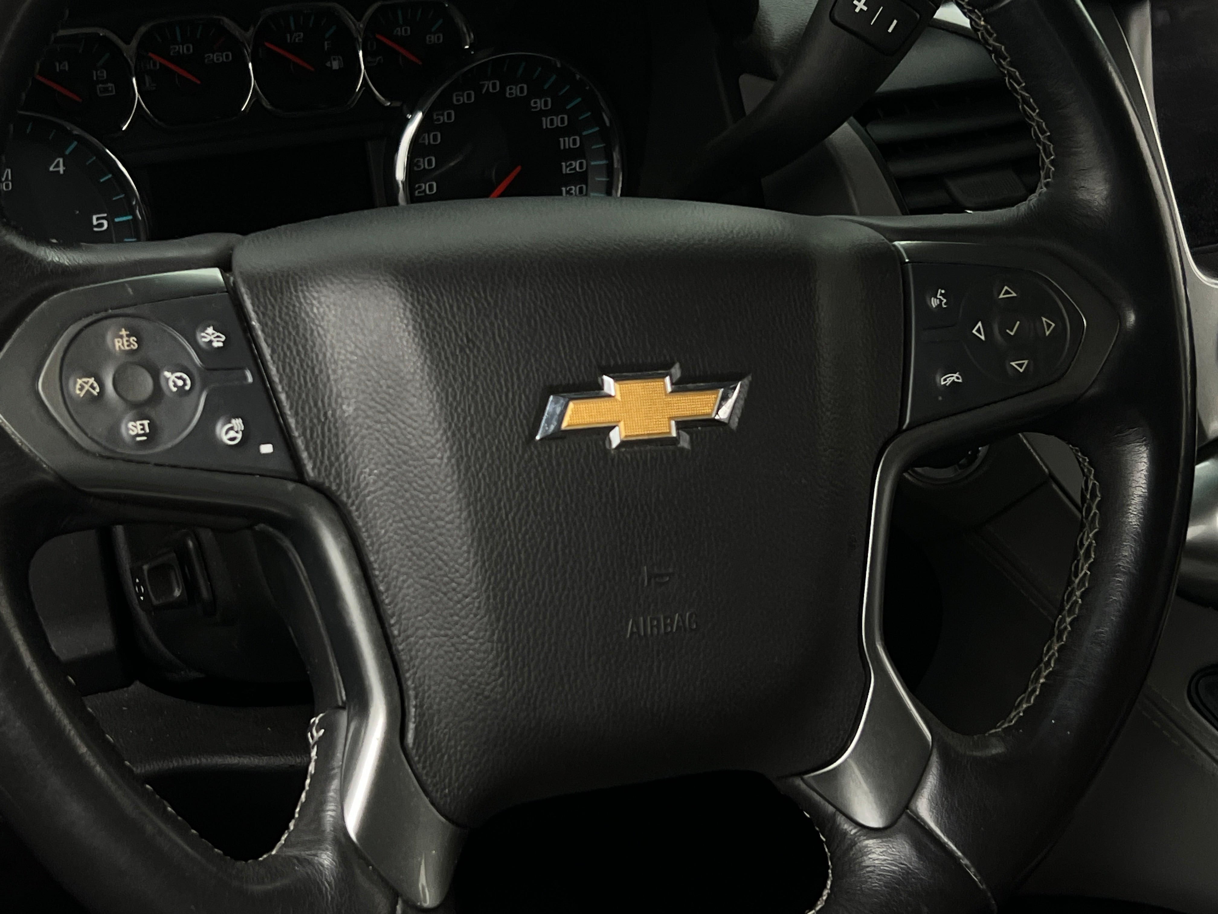 2020 Chevrolet Suburban LT 4