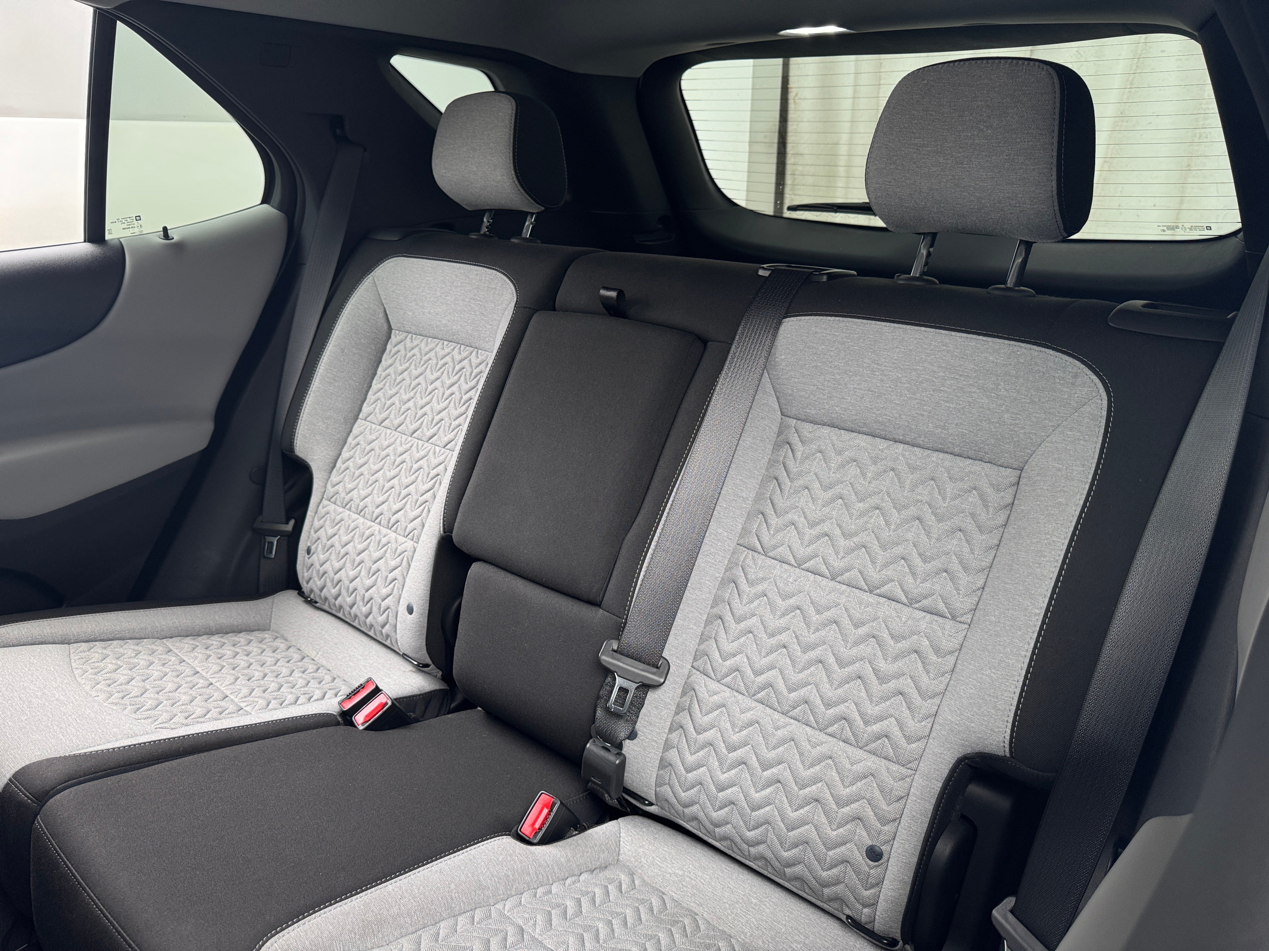 2022 Chevrolet Equinox LS 6