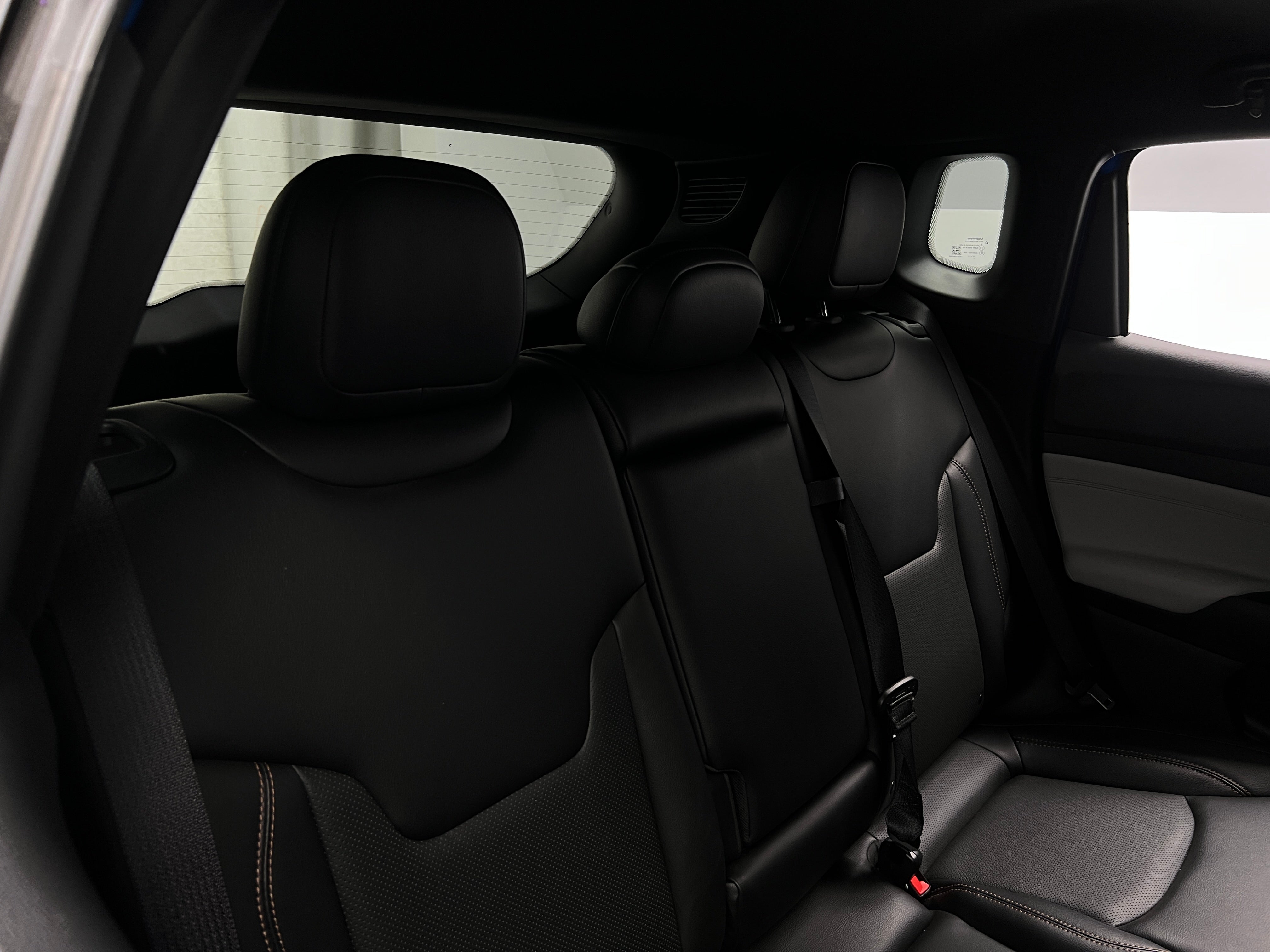 2023 Jeep Compass Limited 5