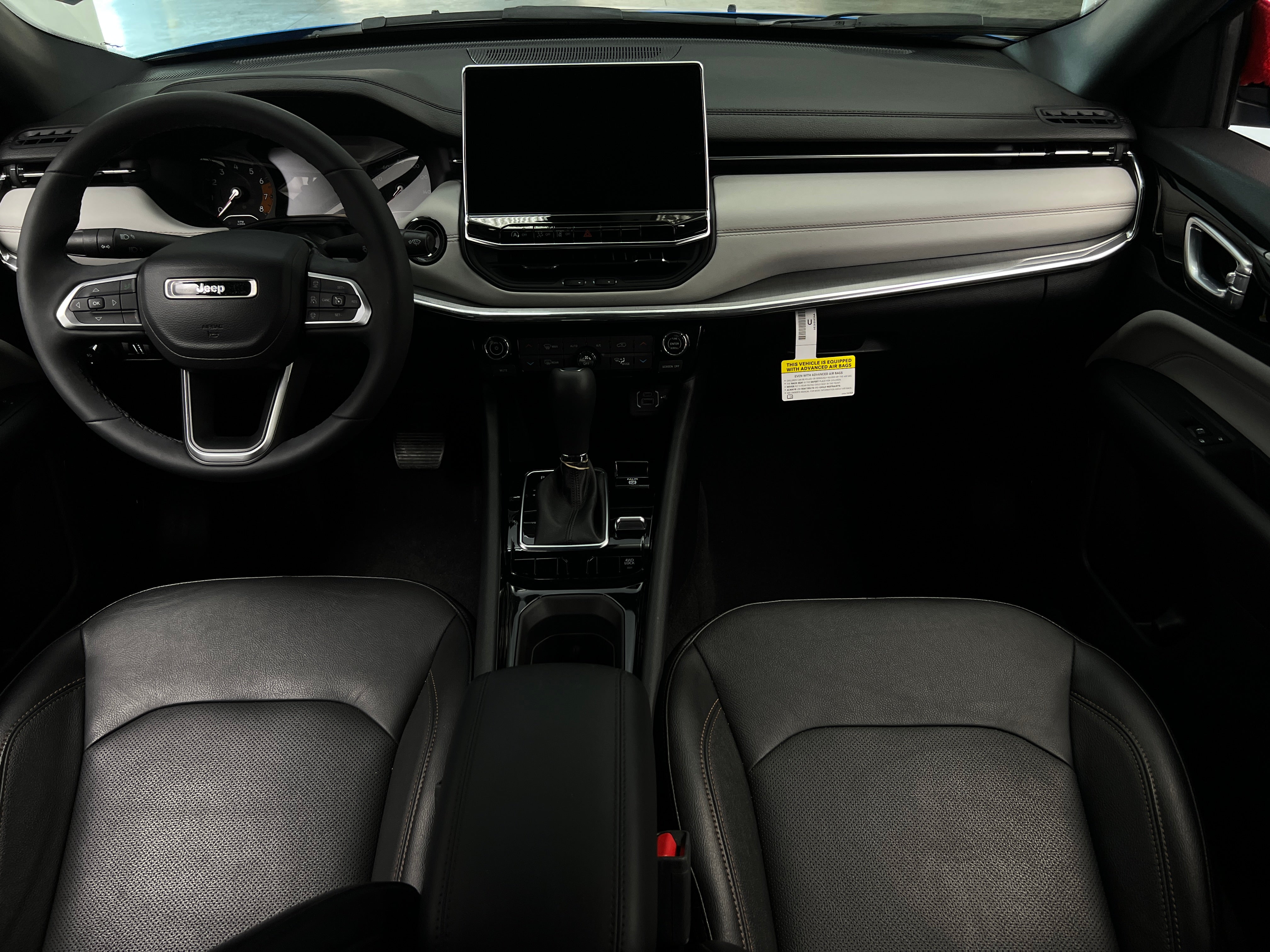2023 Jeep Compass Limited 2