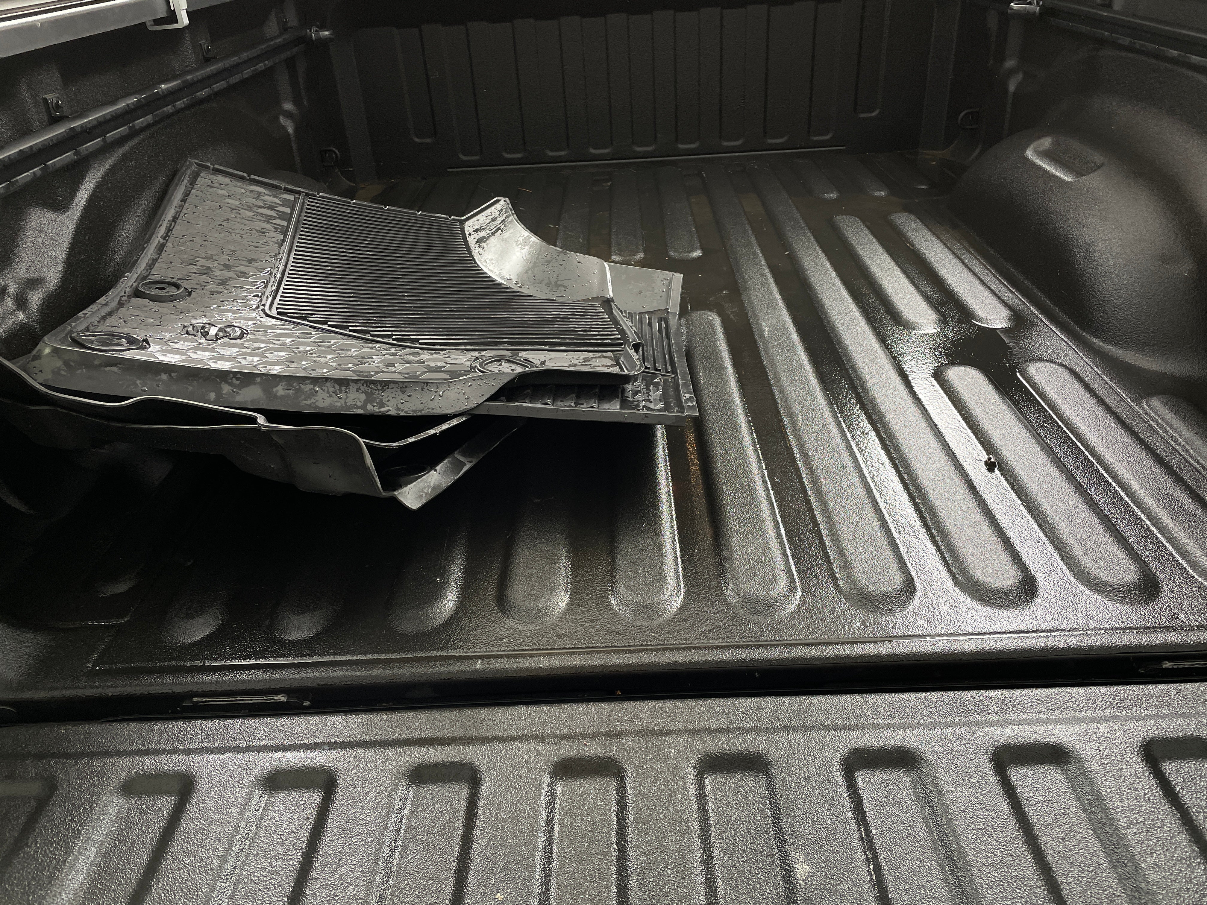 2022 RAM 1500 Laramie 6