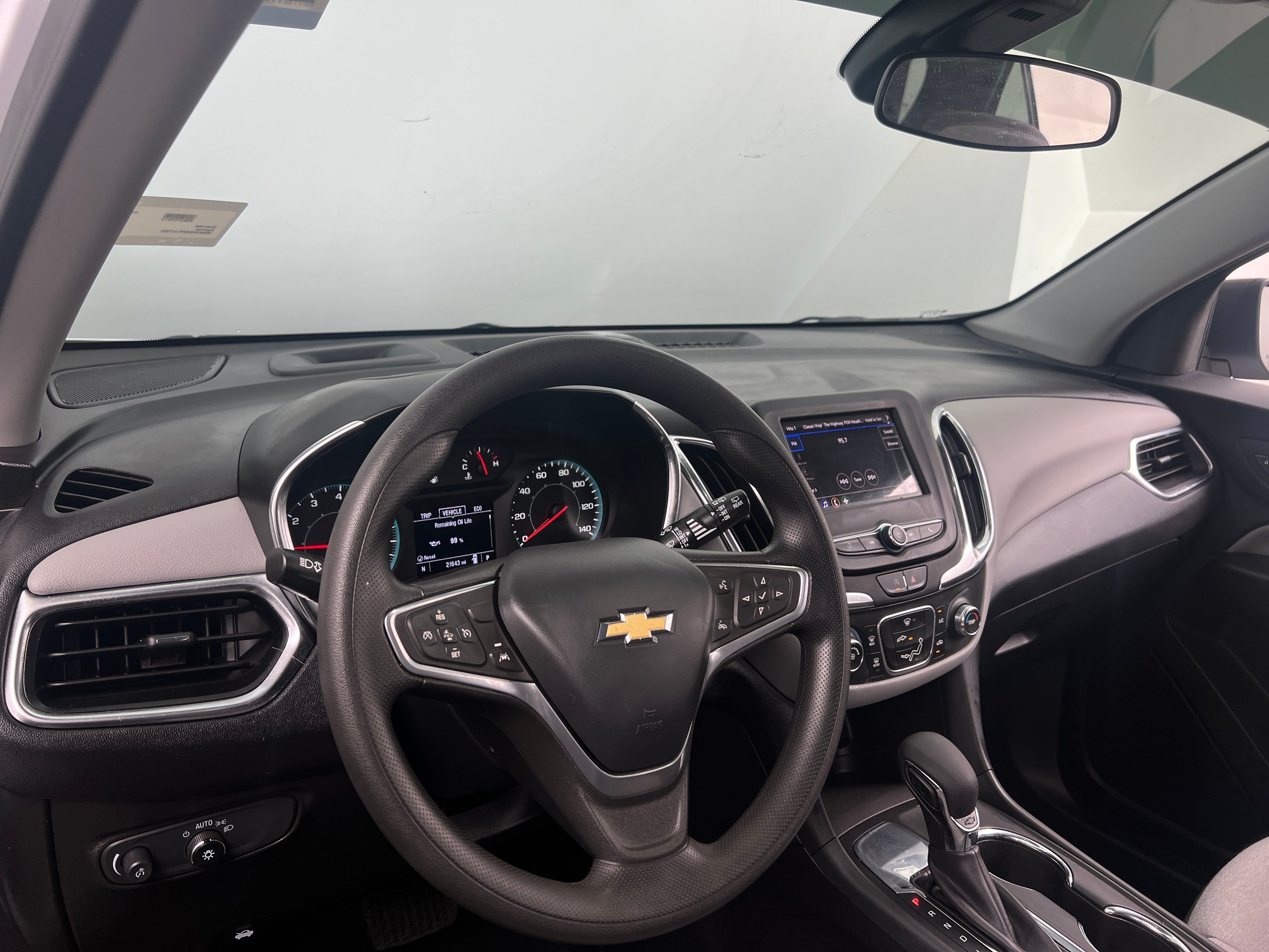2023 Chevrolet Equinox LS 3