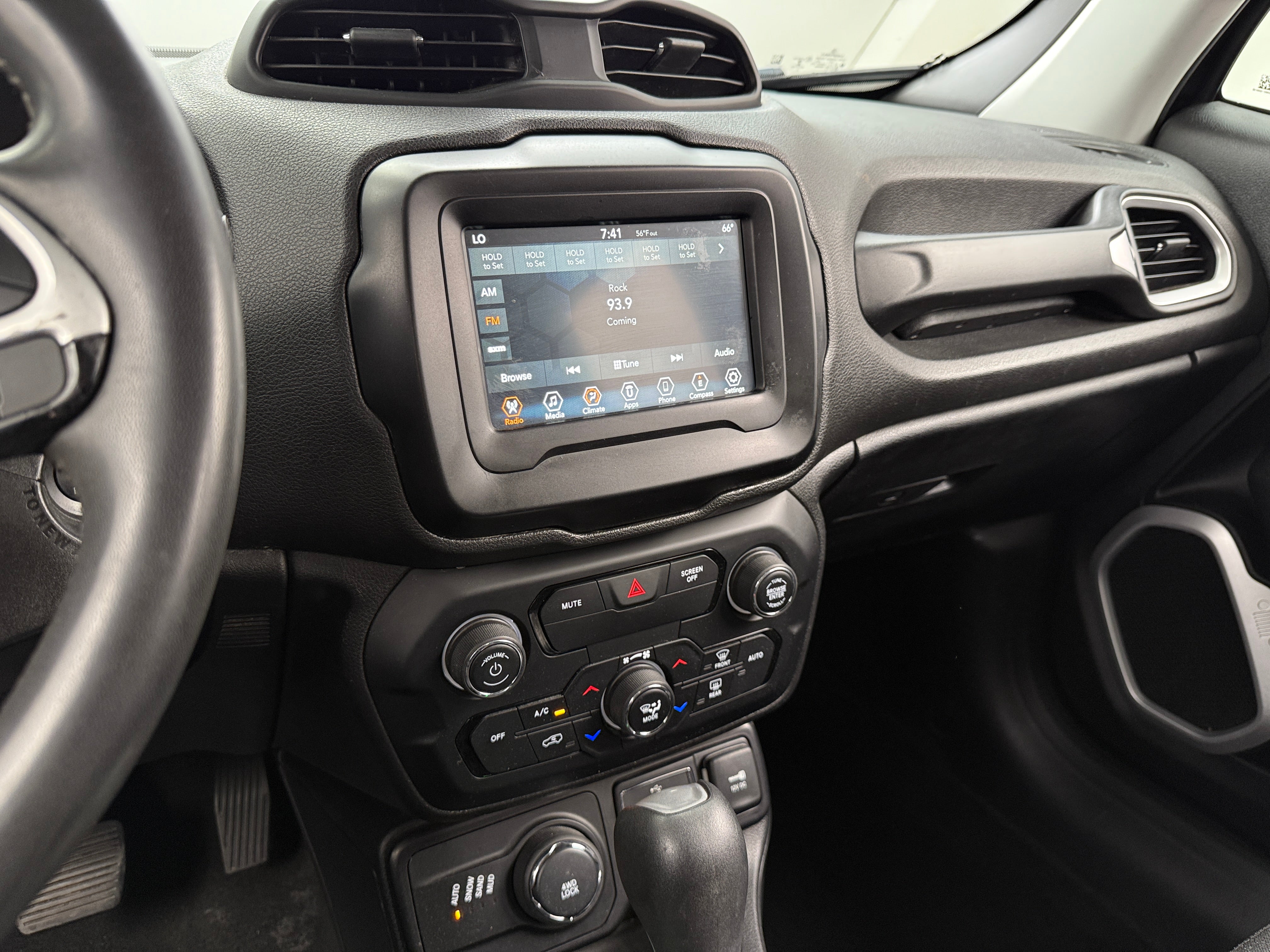 2018 Jeep Renegade Latitude 4
