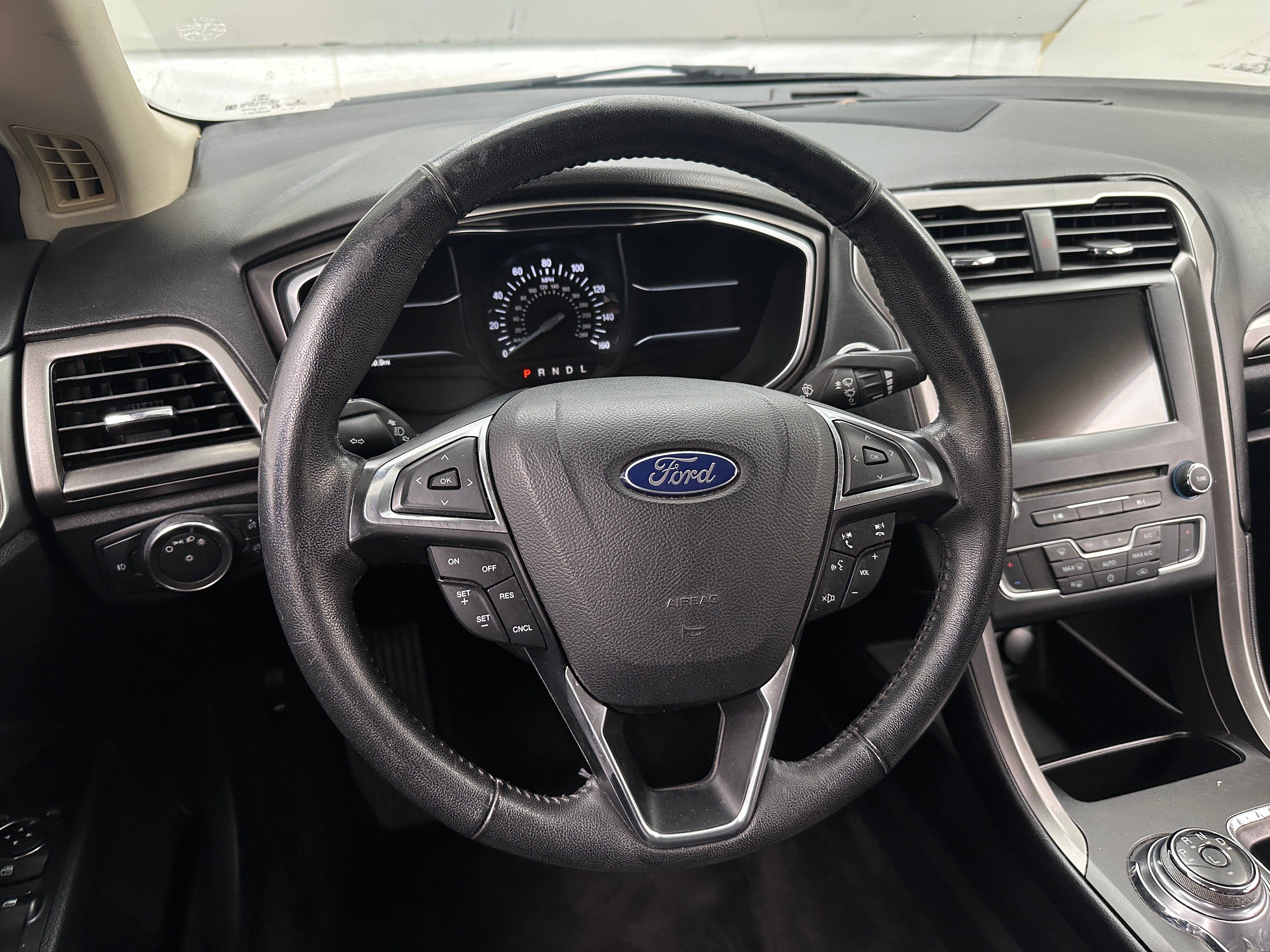 2017 Ford Fusion SE 4