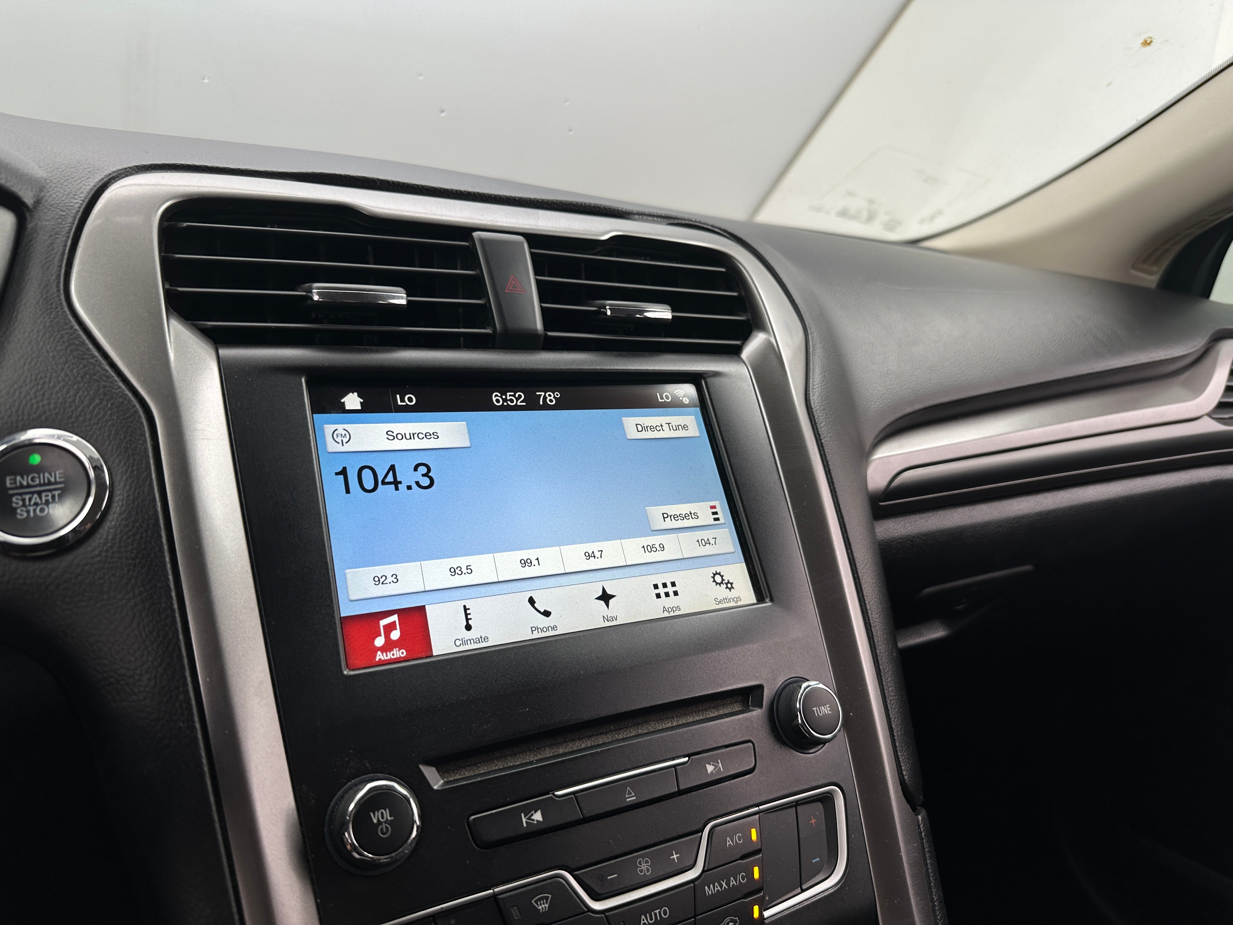 2017 Ford Fusion SE 3