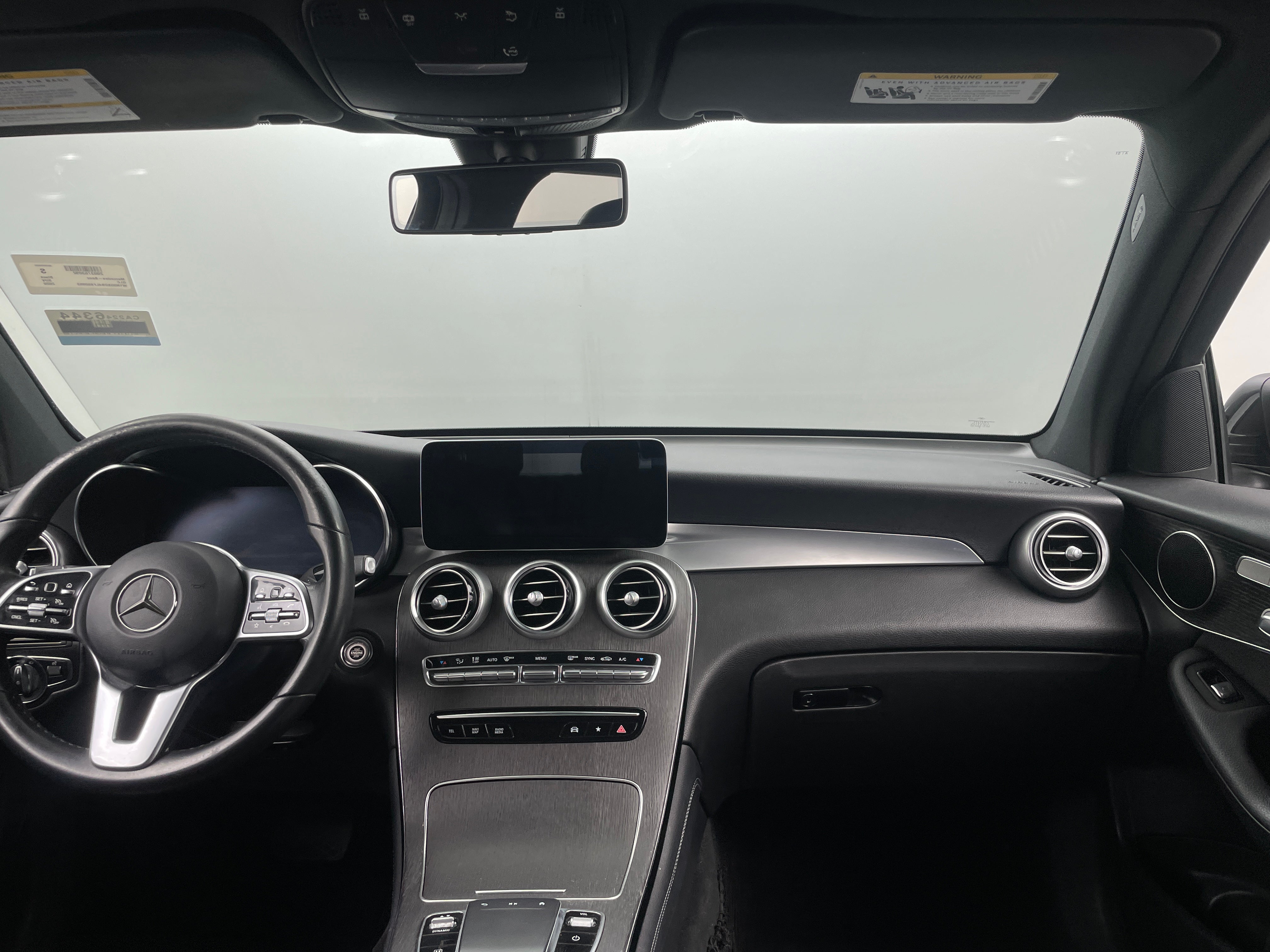 2020 Mercedes-Benz GLC 300 2
