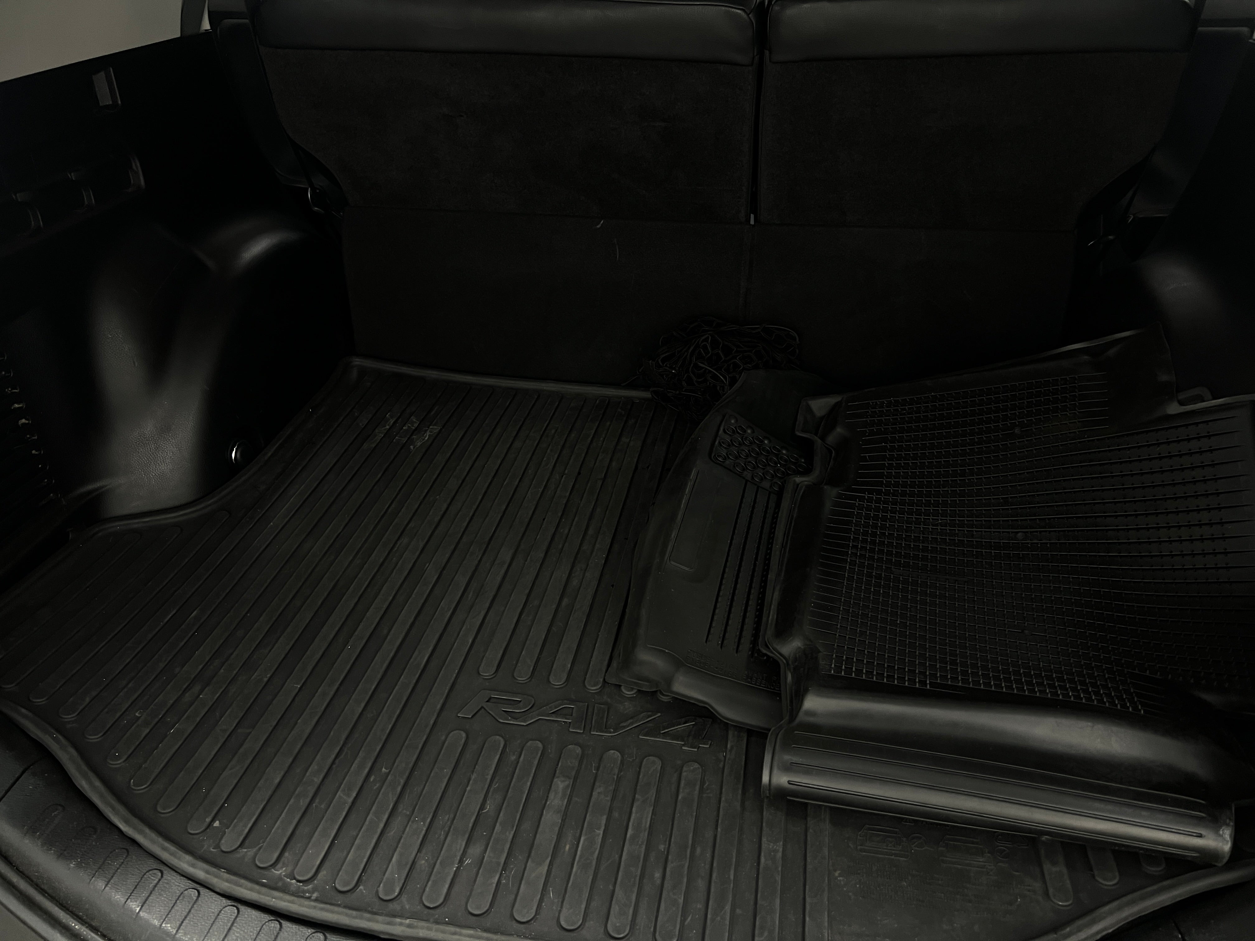 2017 Toyota RAV4 XLE 6