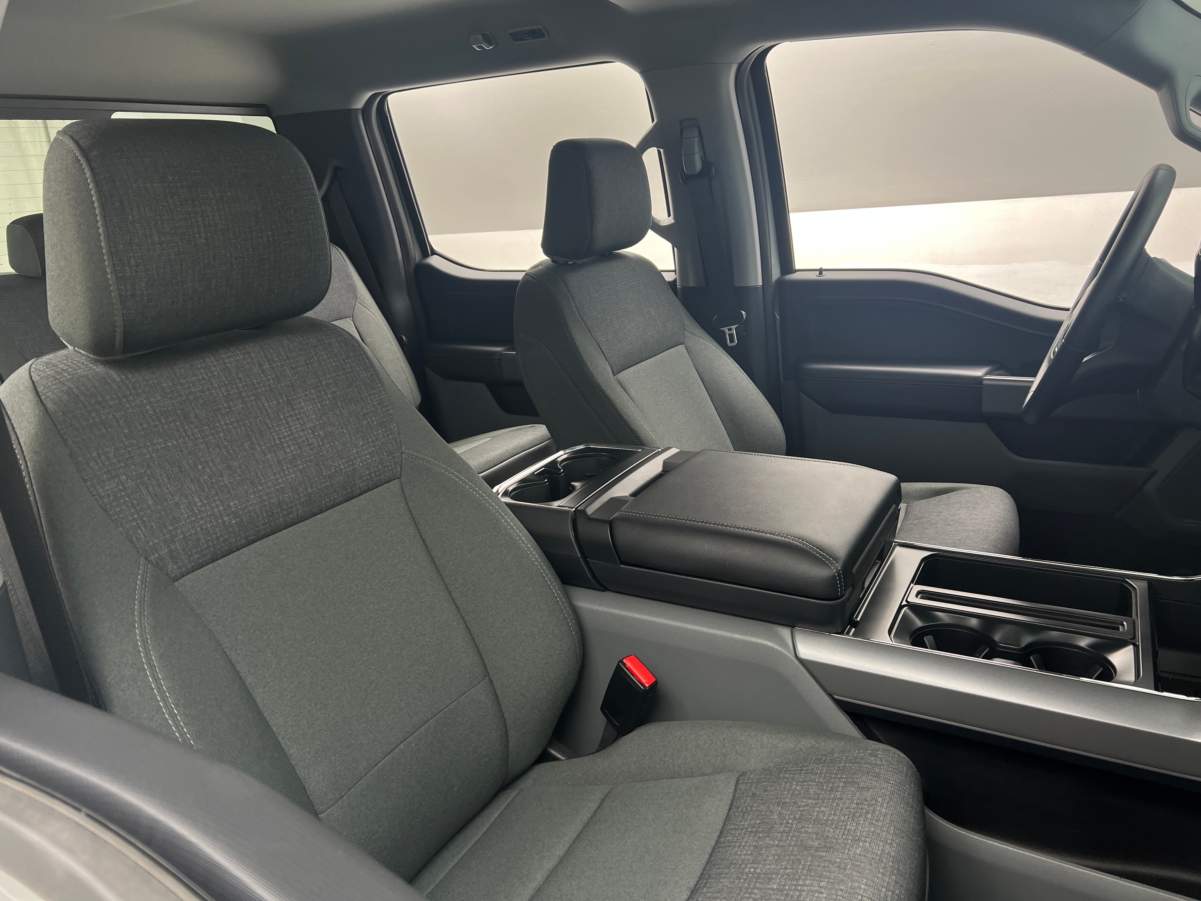 2024 Ford Econoline E-150 2