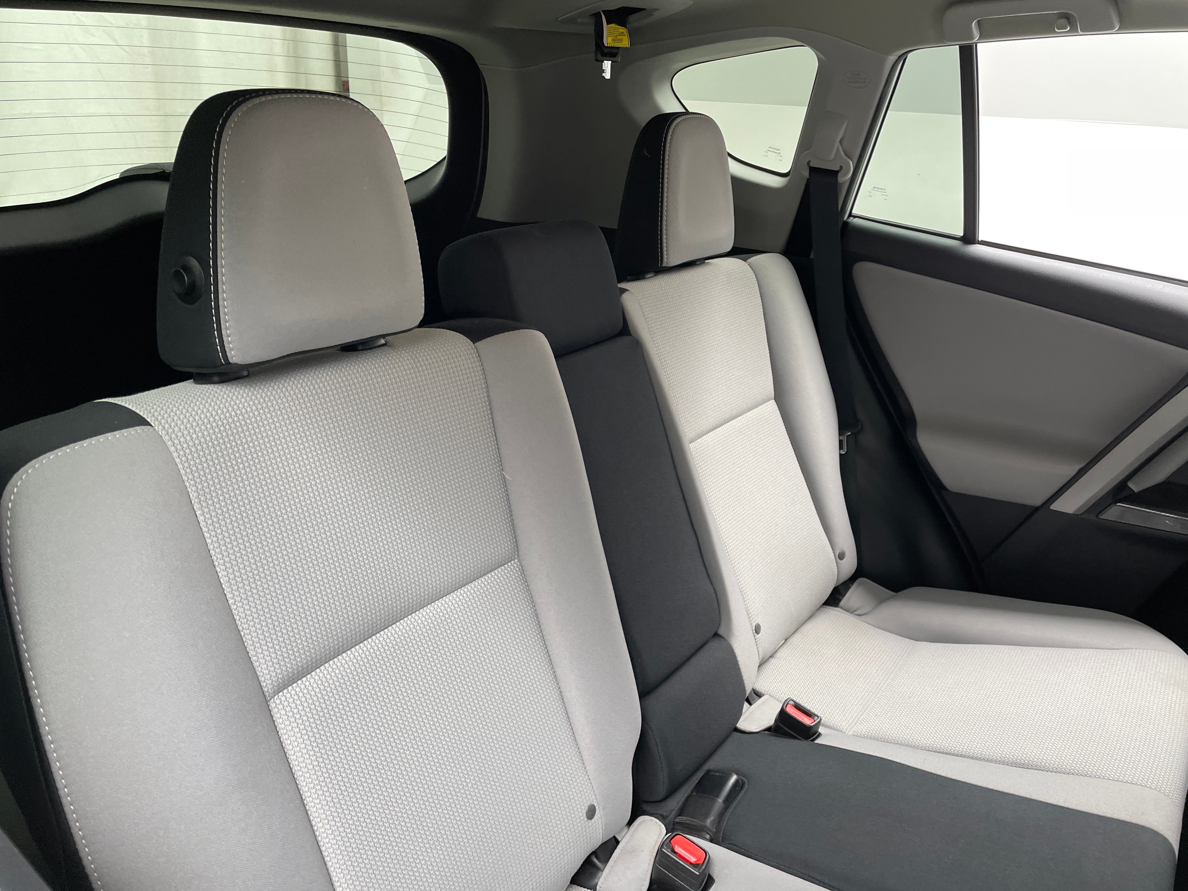 2018 Toyota RAV4 Adventure 6
