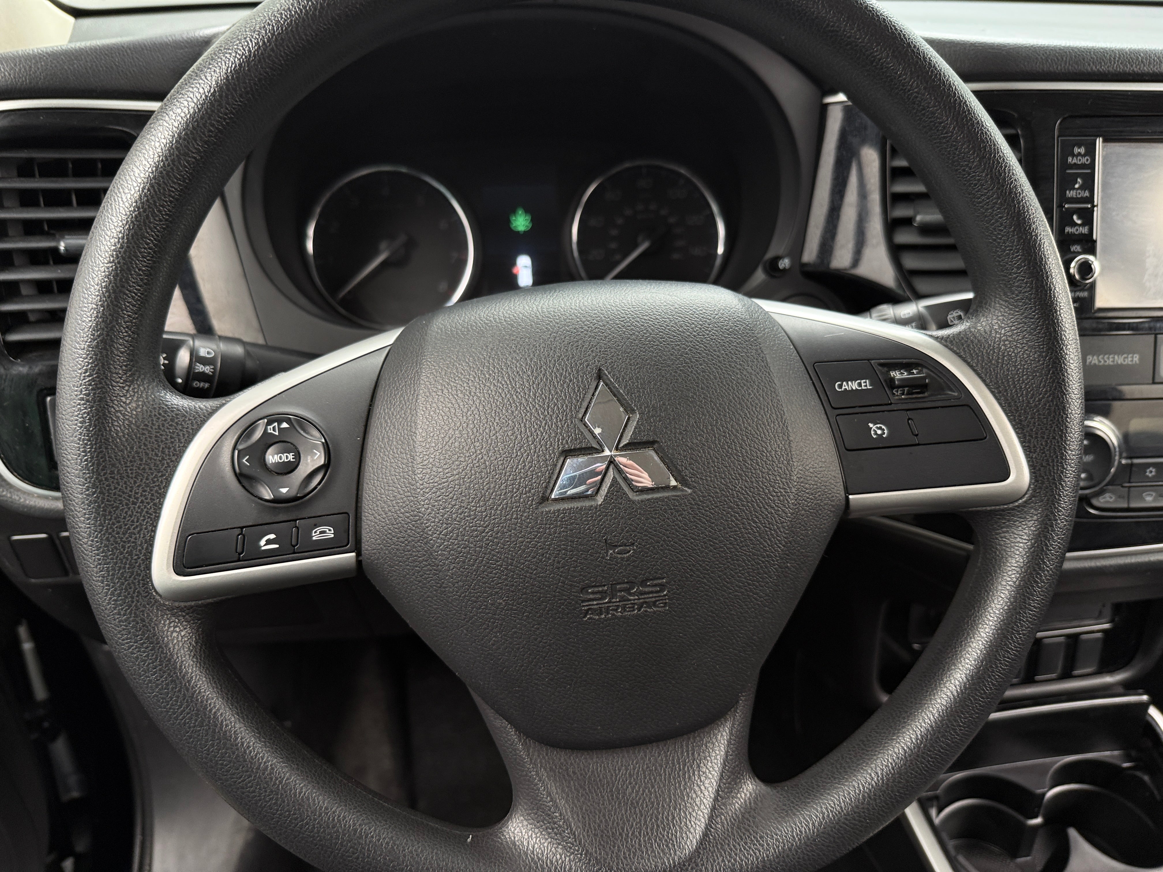 2018 Mitsubishi Outlander ES 5