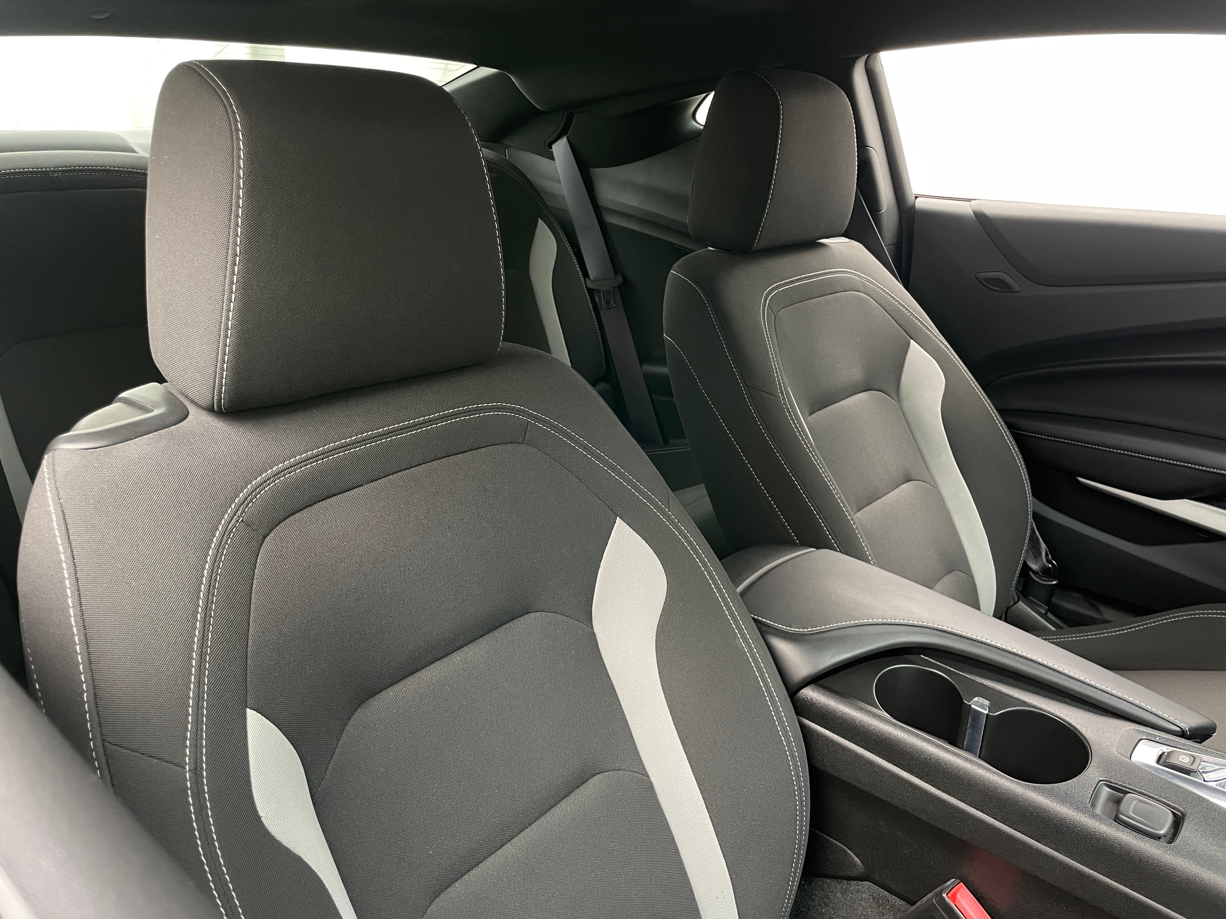 2016 Chevrolet Camaro LT 2