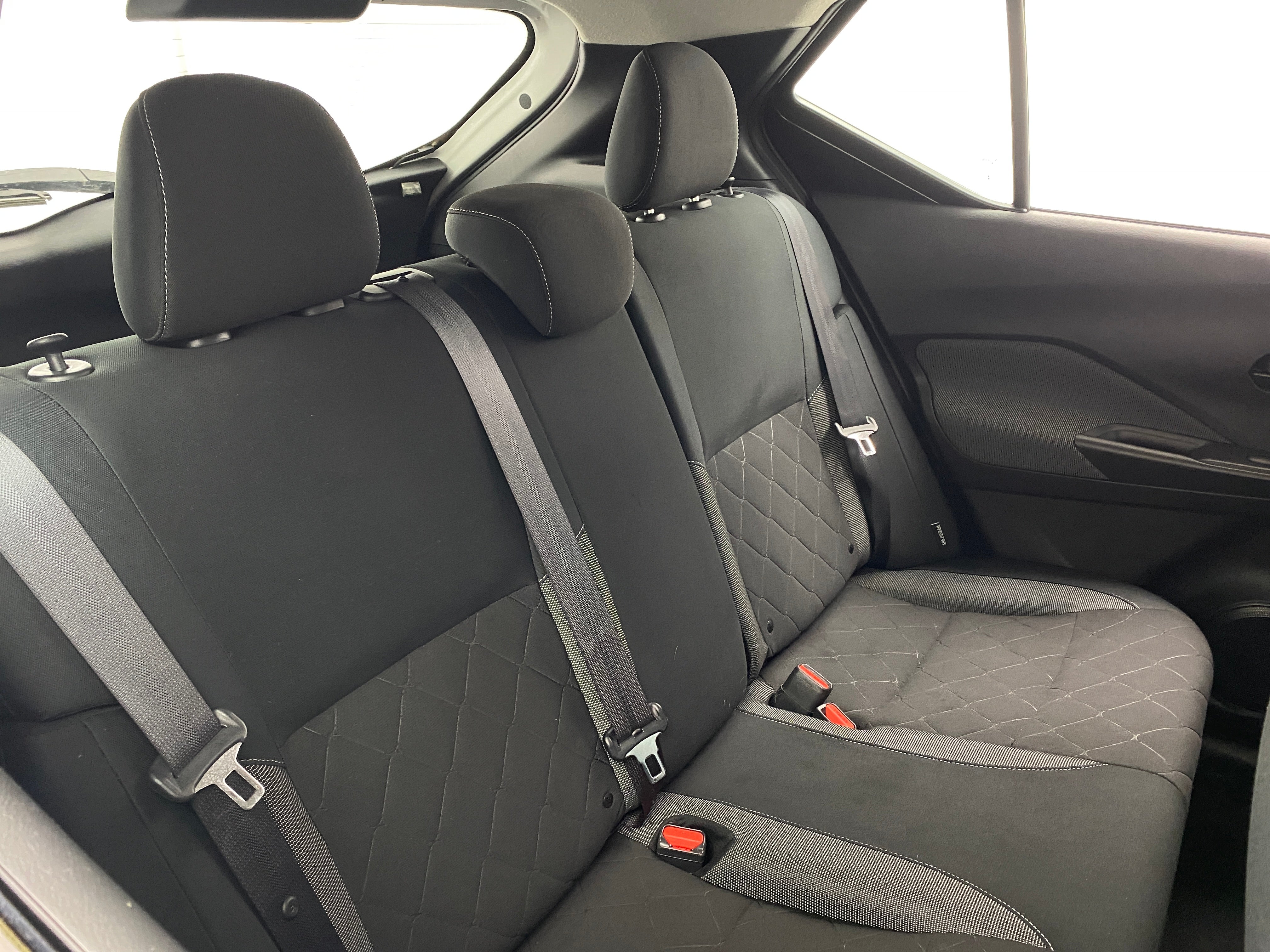 2020 Nissan Kicks S 6