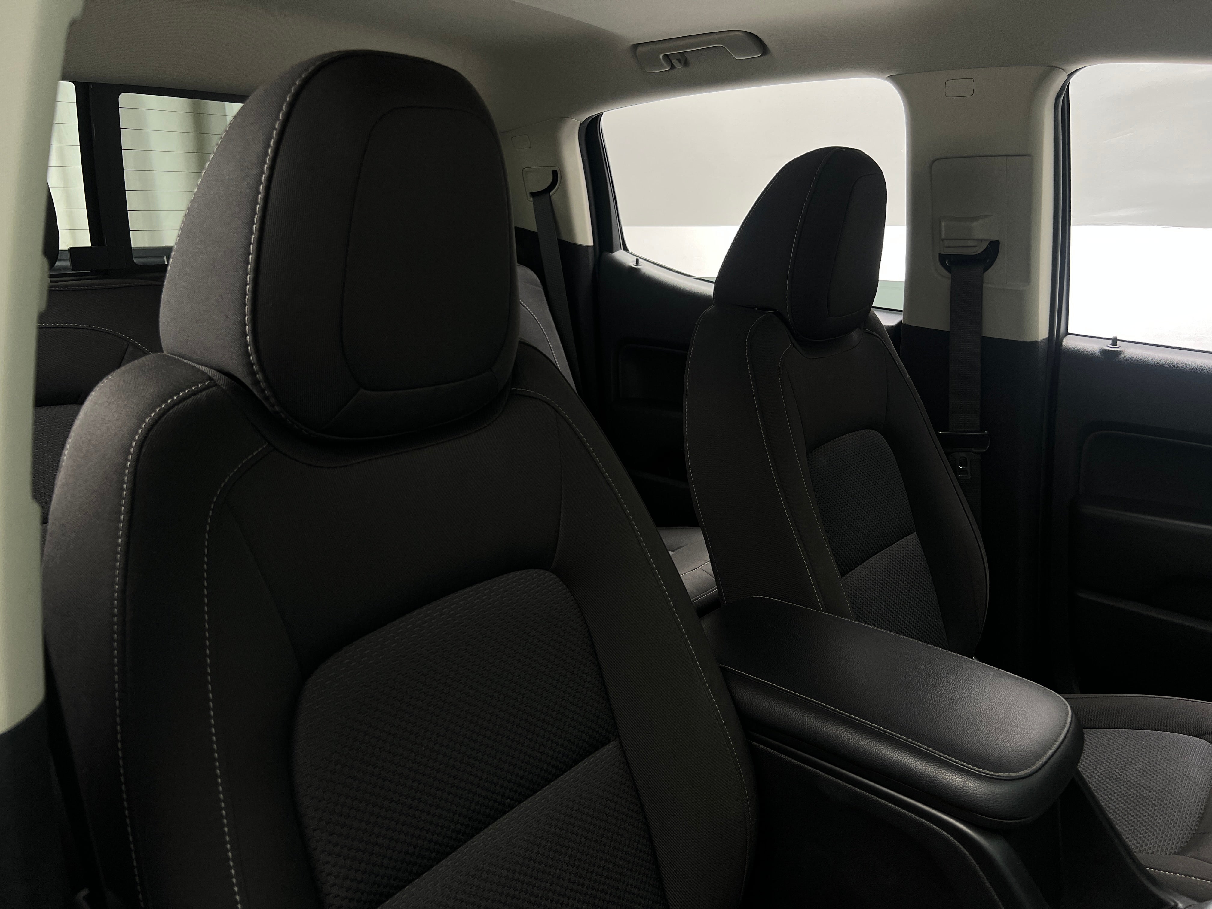 2020 Chevrolet Colorado LT 2