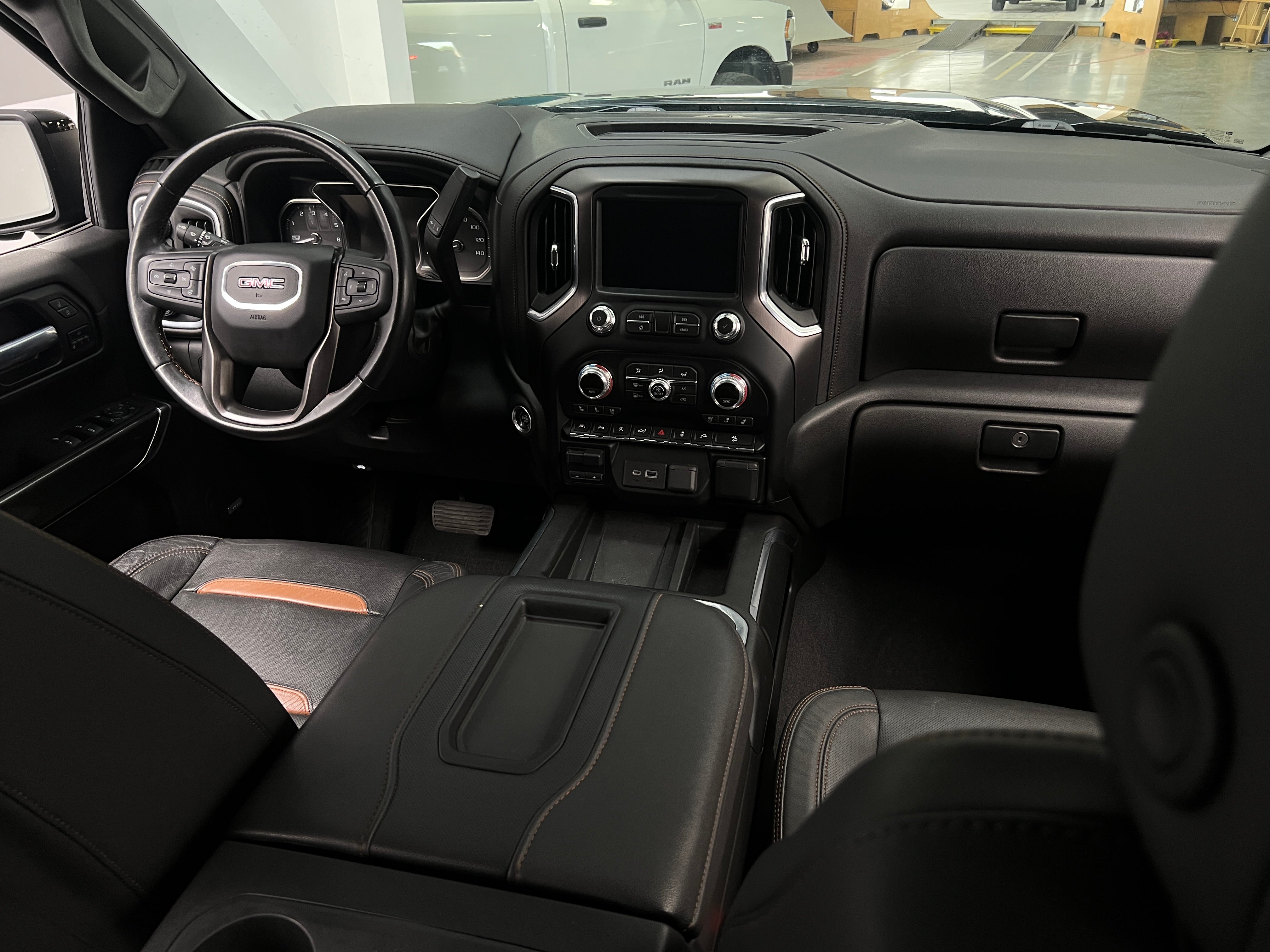 2021 GMC Sierra 1500 AT4 2